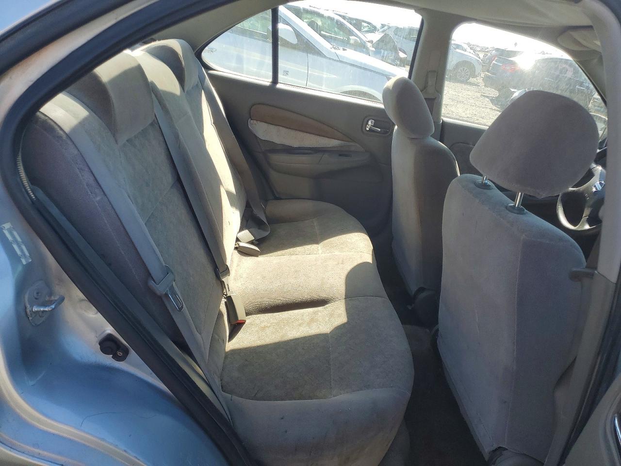 2003 Nissan Sentra Xe Серебряный vin: 3N1CB51D43L792301