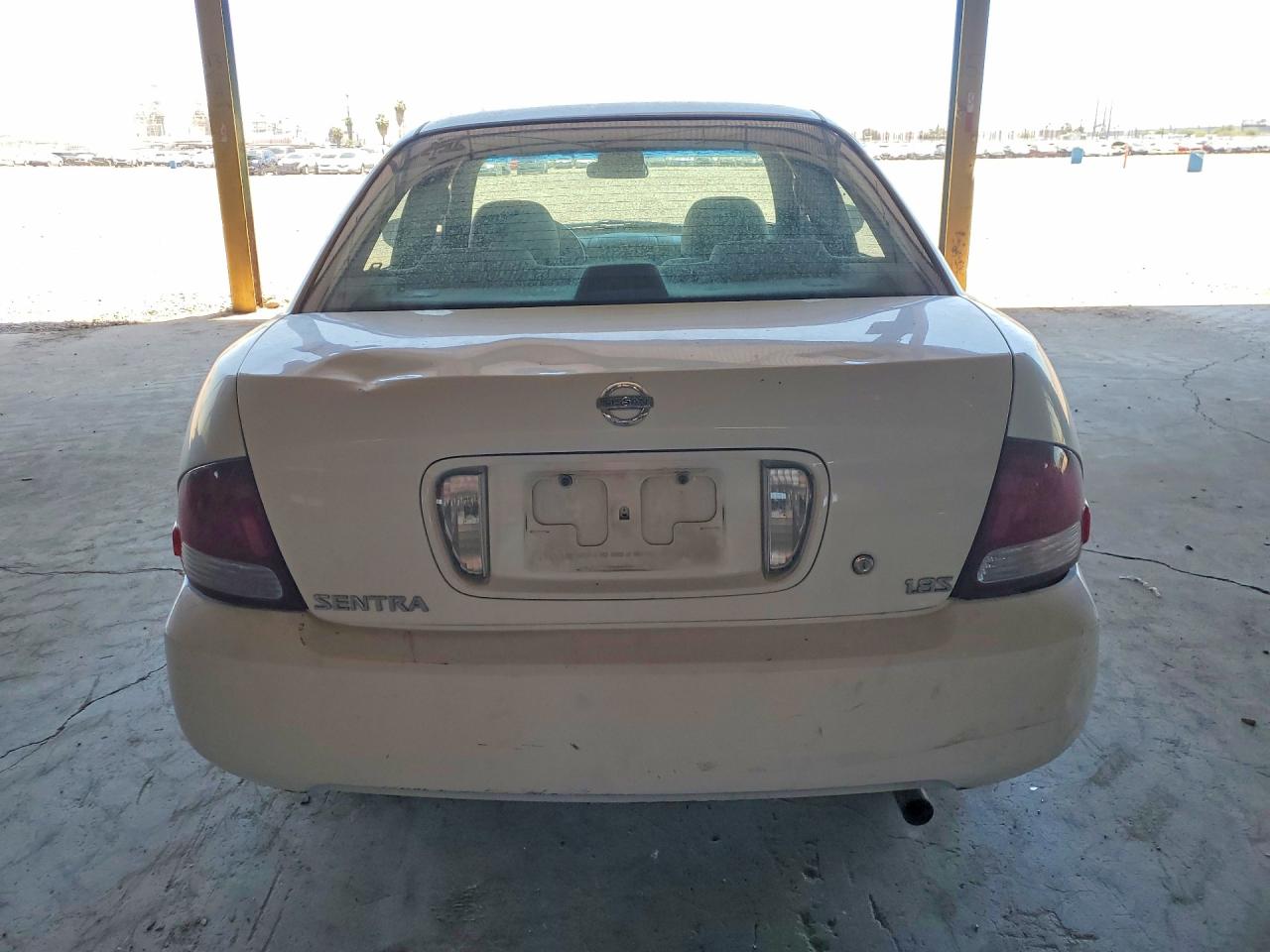 2004 Nissan Sentra 1.8 White vin: 3N1CB51D44L484773