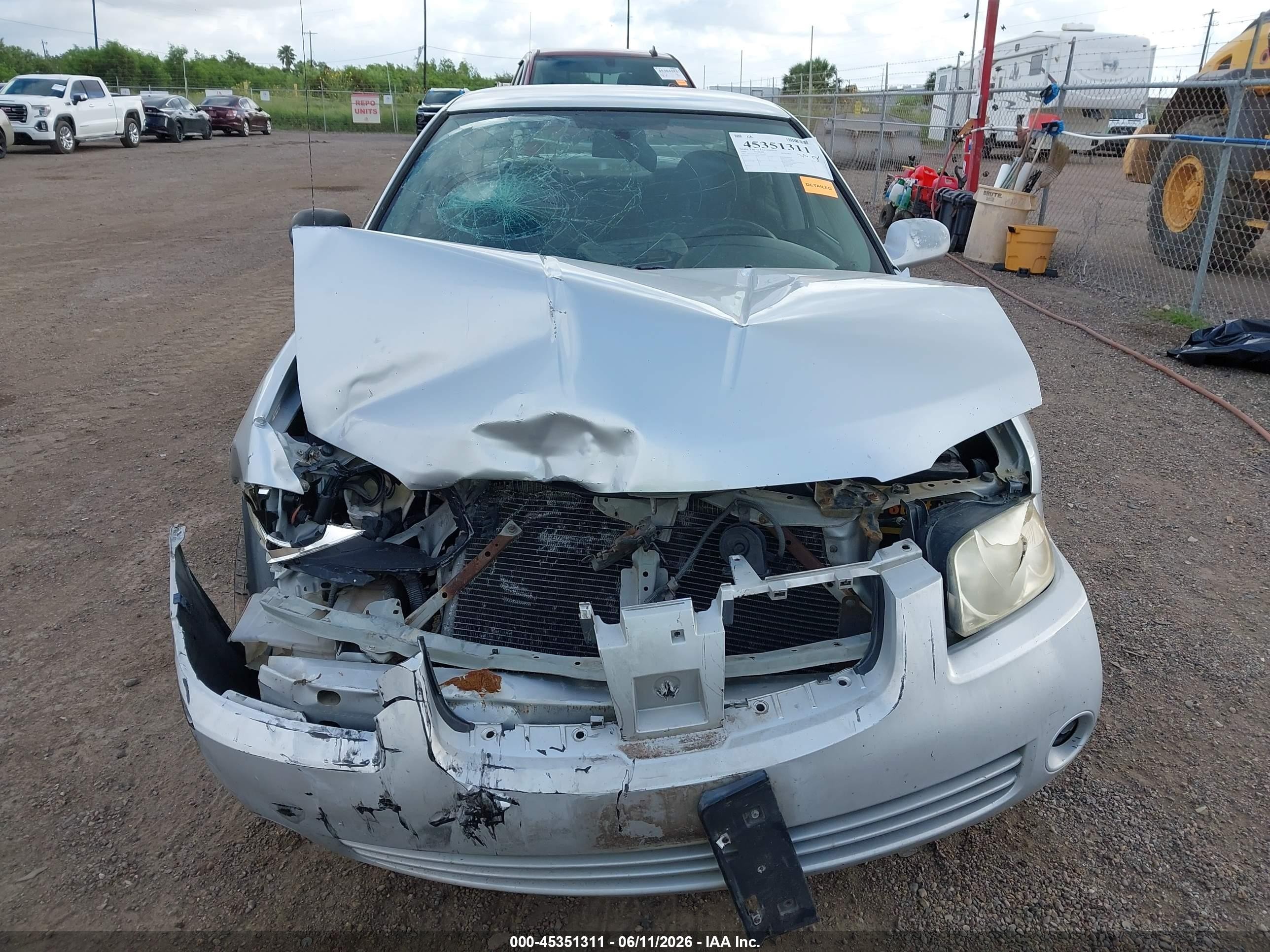 2005 Nissan Sentra 1.8s Silver vin: 3N1CB51D45L488890