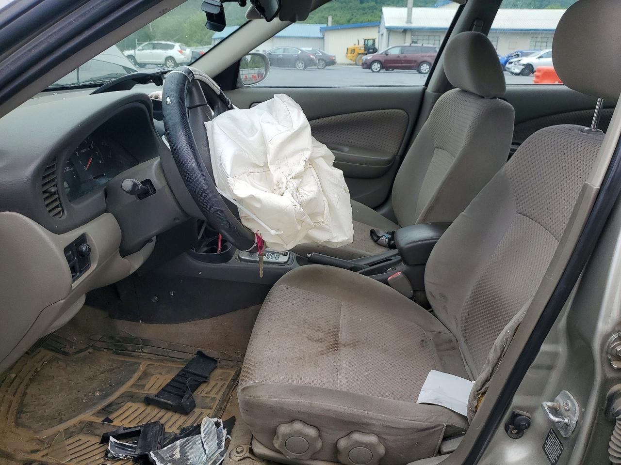 2005 Nissan Sentra Brown vin: 3N1CB51D45L510404