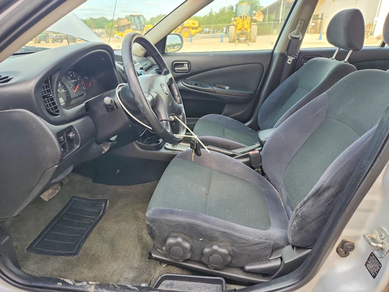 2005 Nissan Sentra 1.8 Silver vin: 3N1CB51D45L560817