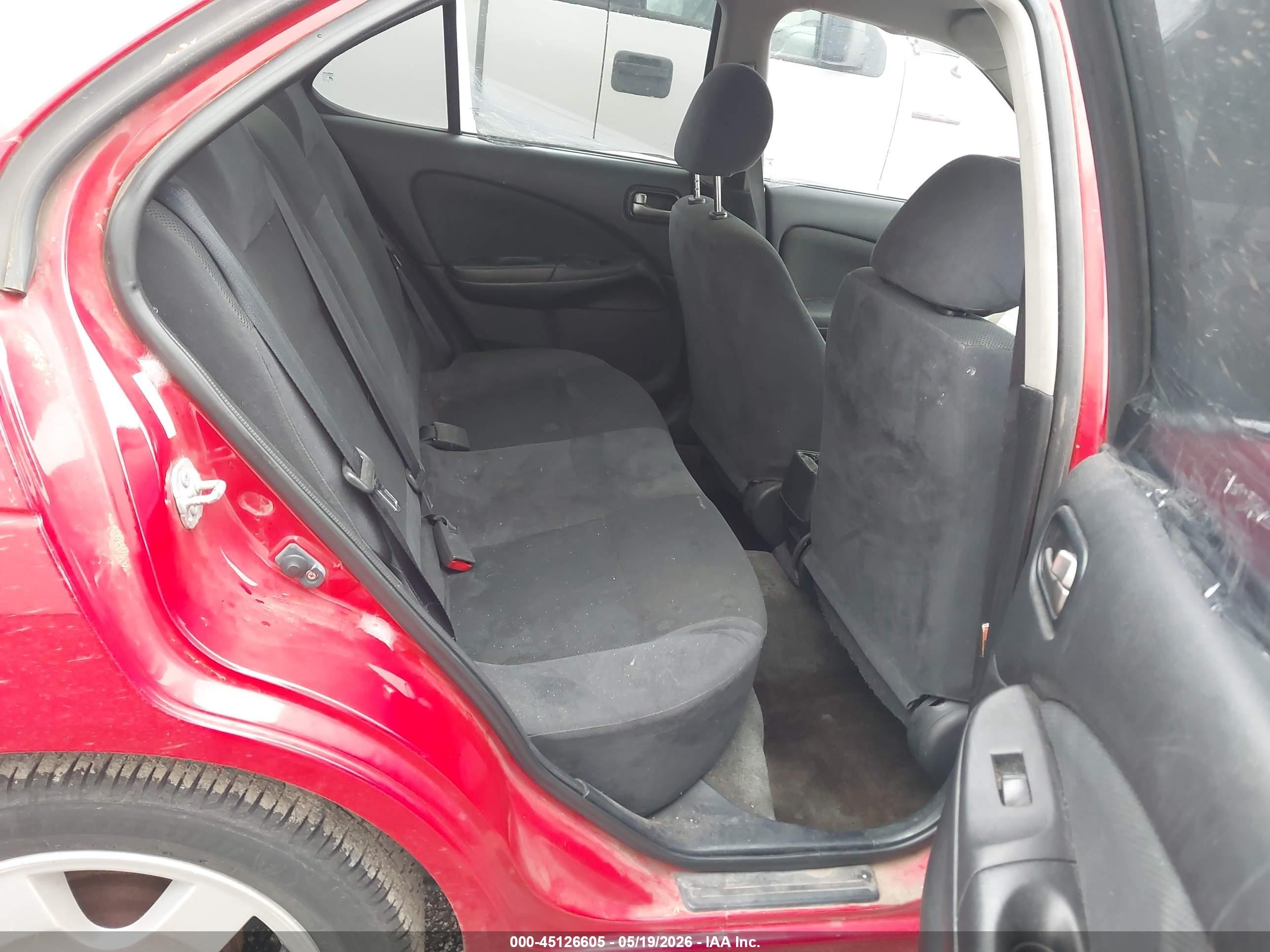 2005 Nissan Sentra 1.8s Red vin: 3N1CB51D45L569386
