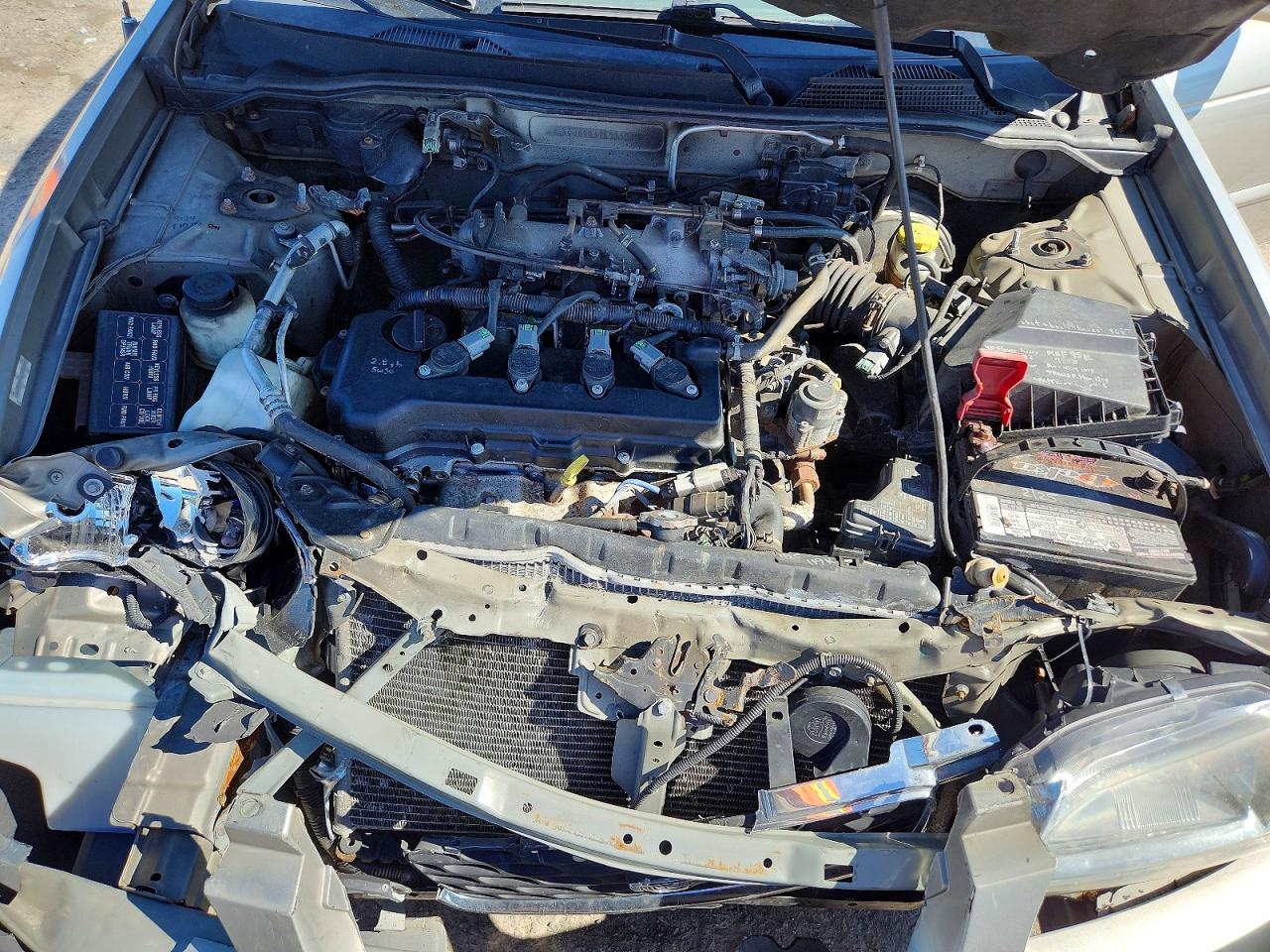 2000 Nissan Sentra Xe Silver vin: 3N1CB51D4YL335348
