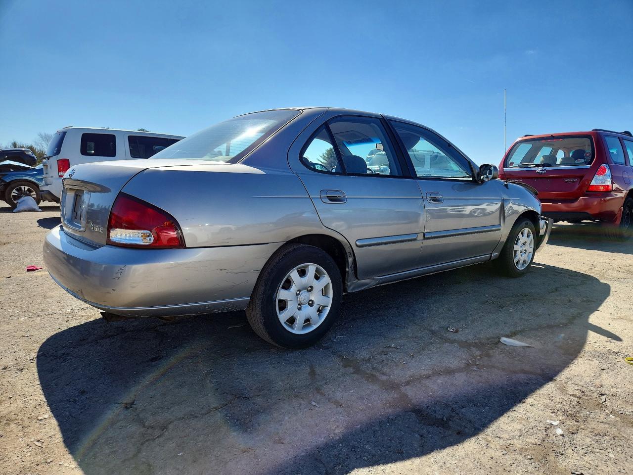 2000 Nissan Sentra Xe Silver vin: 3N1CB51D4YL335348
