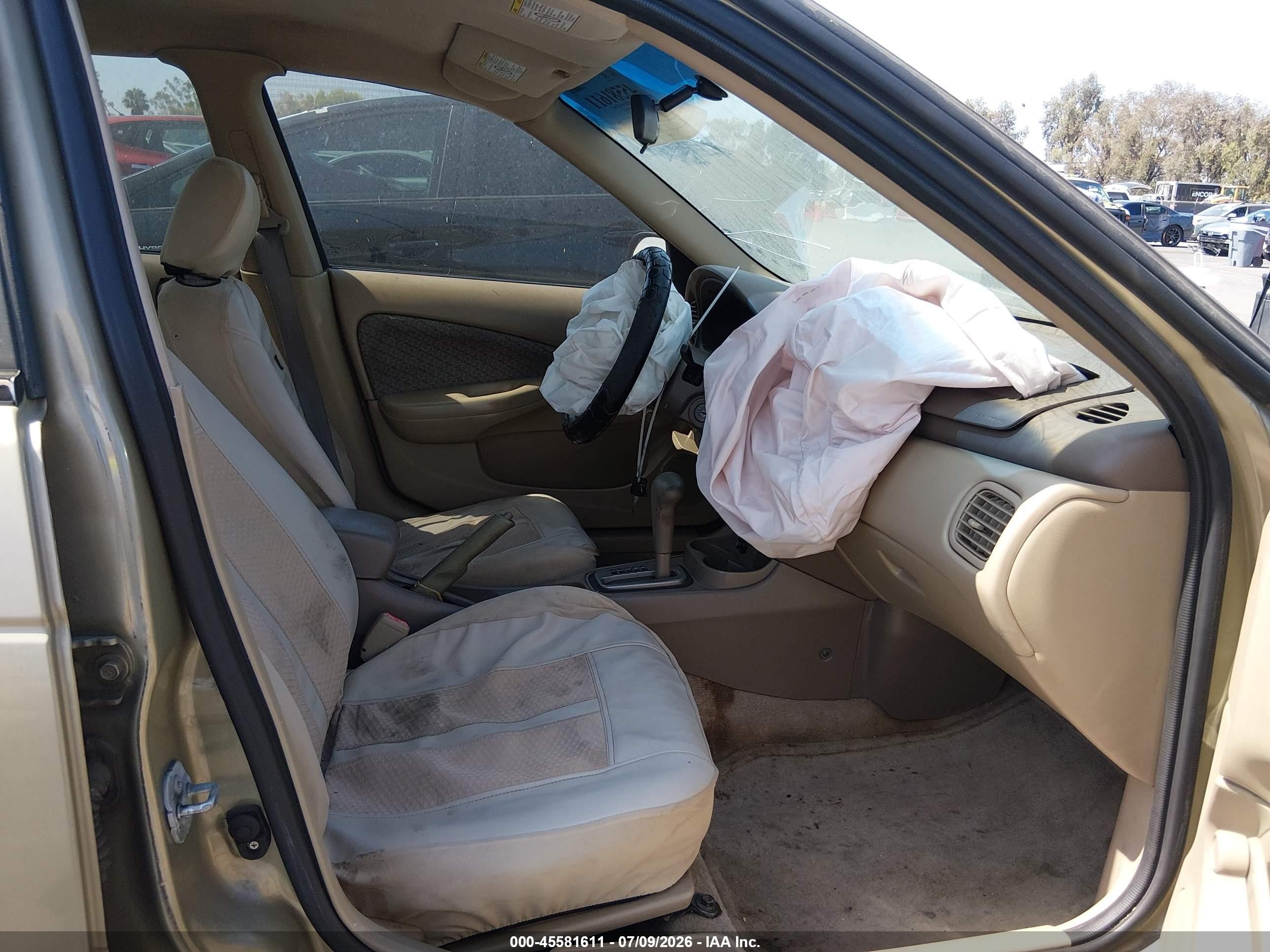 2003 Nissan Sentra Xe Gold vin: 3N1CB51D53L776995