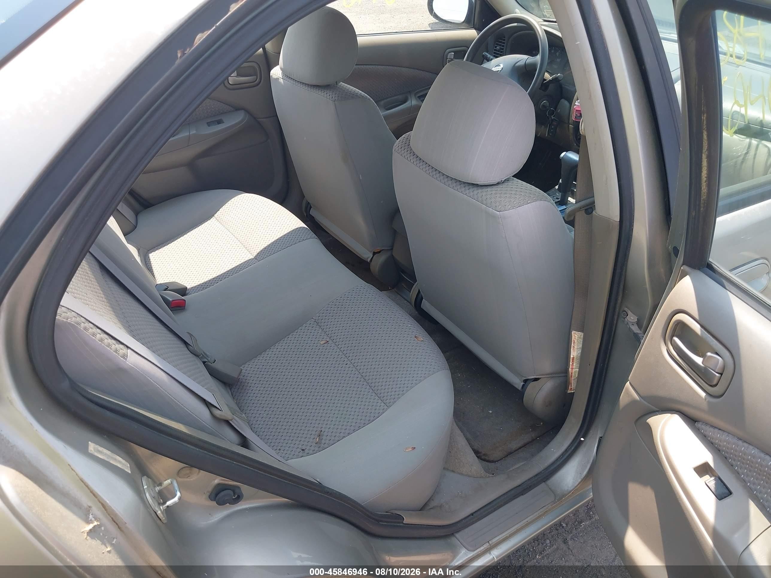 2004 Nissan Sentra 1.8s Silver vin: 3N1CB51D54L825064