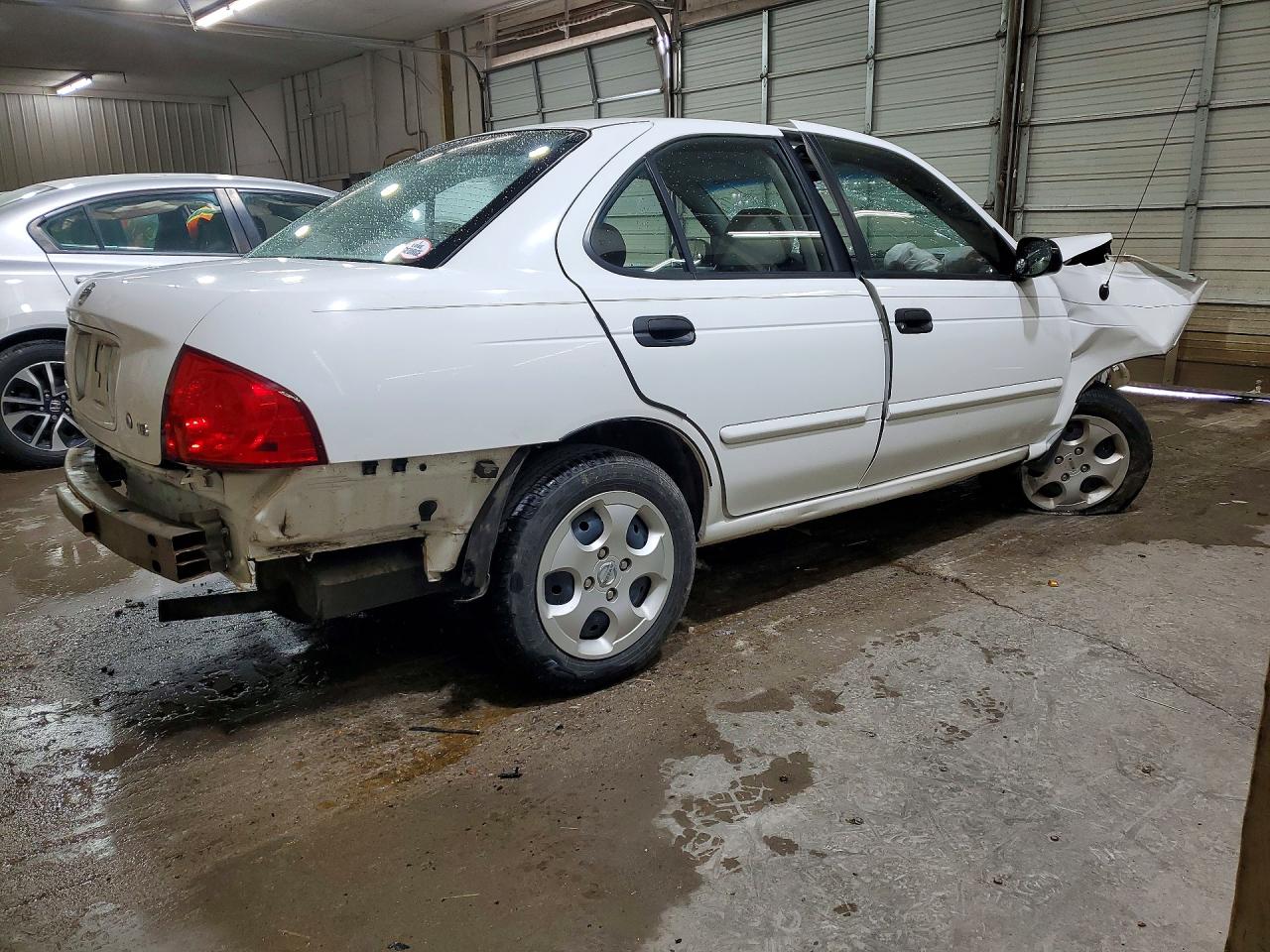 2004 Nissan Sentra 1.8 White vin: 3N1CB51D54L856797