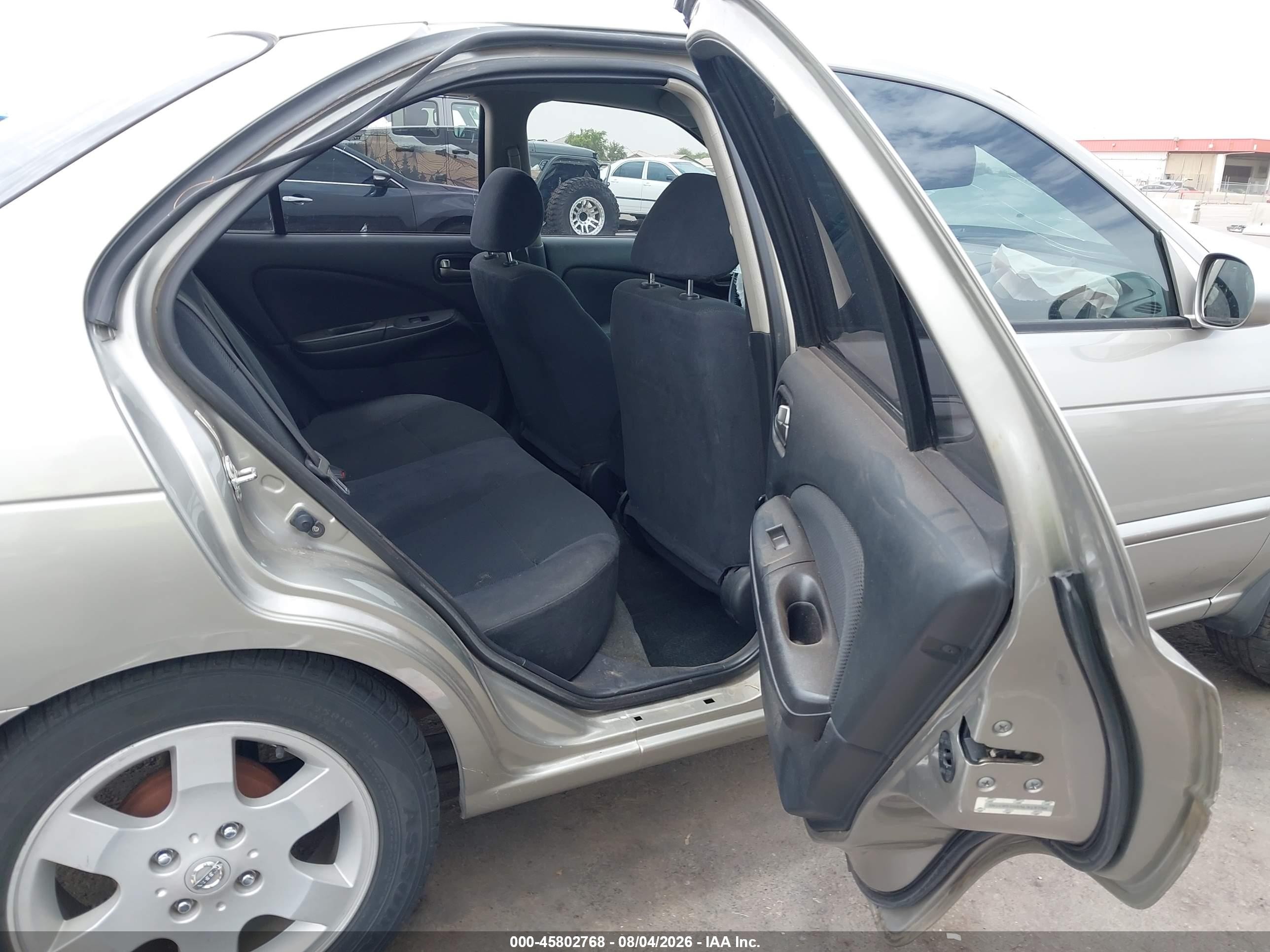2005 Nissan Sentra 1.8s Бежевый vin: 3N1CB51D55L515756