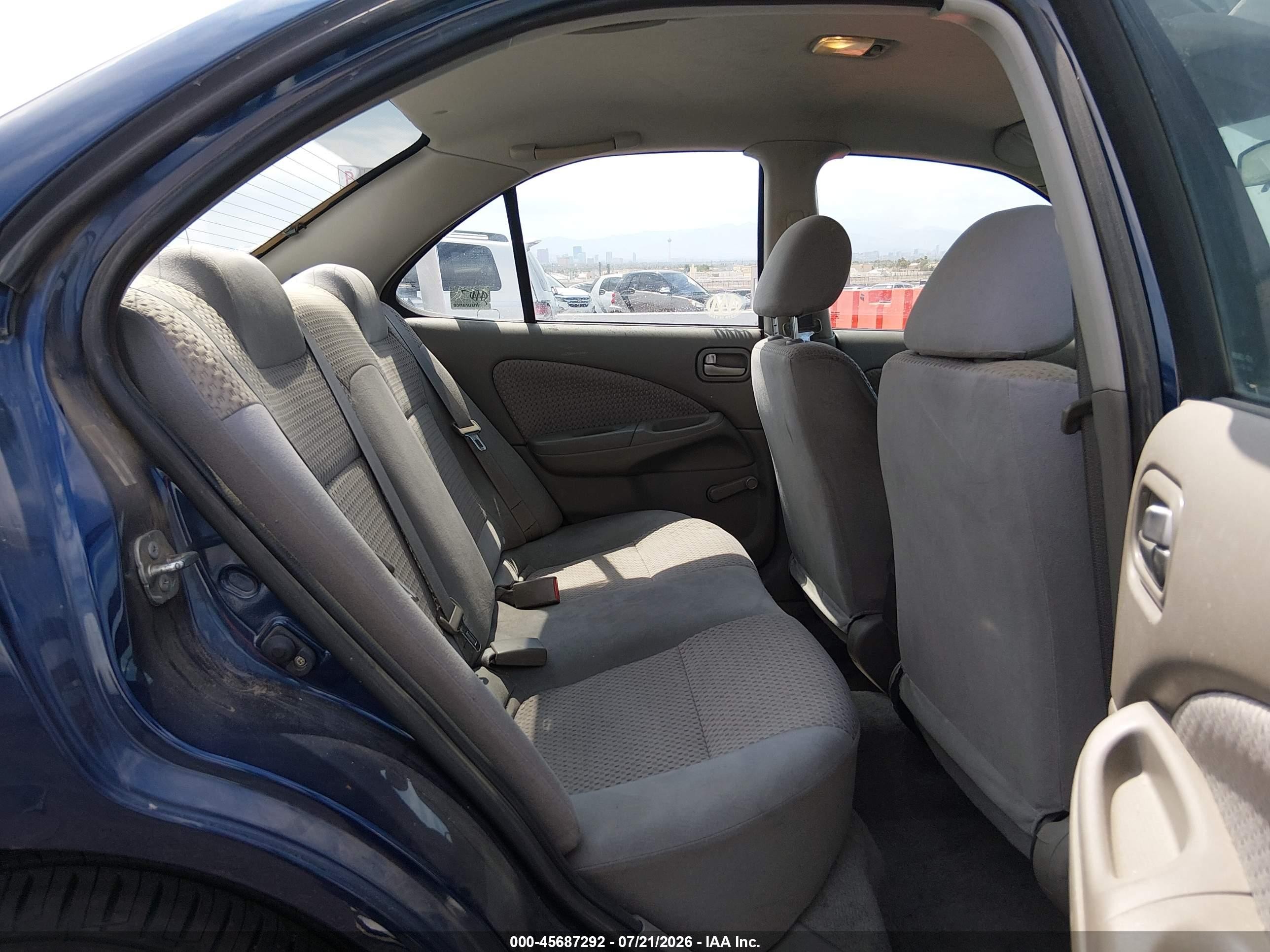 2006 Nissan Sentra 1.8 Blue vin: 3N1CB51D56L536592