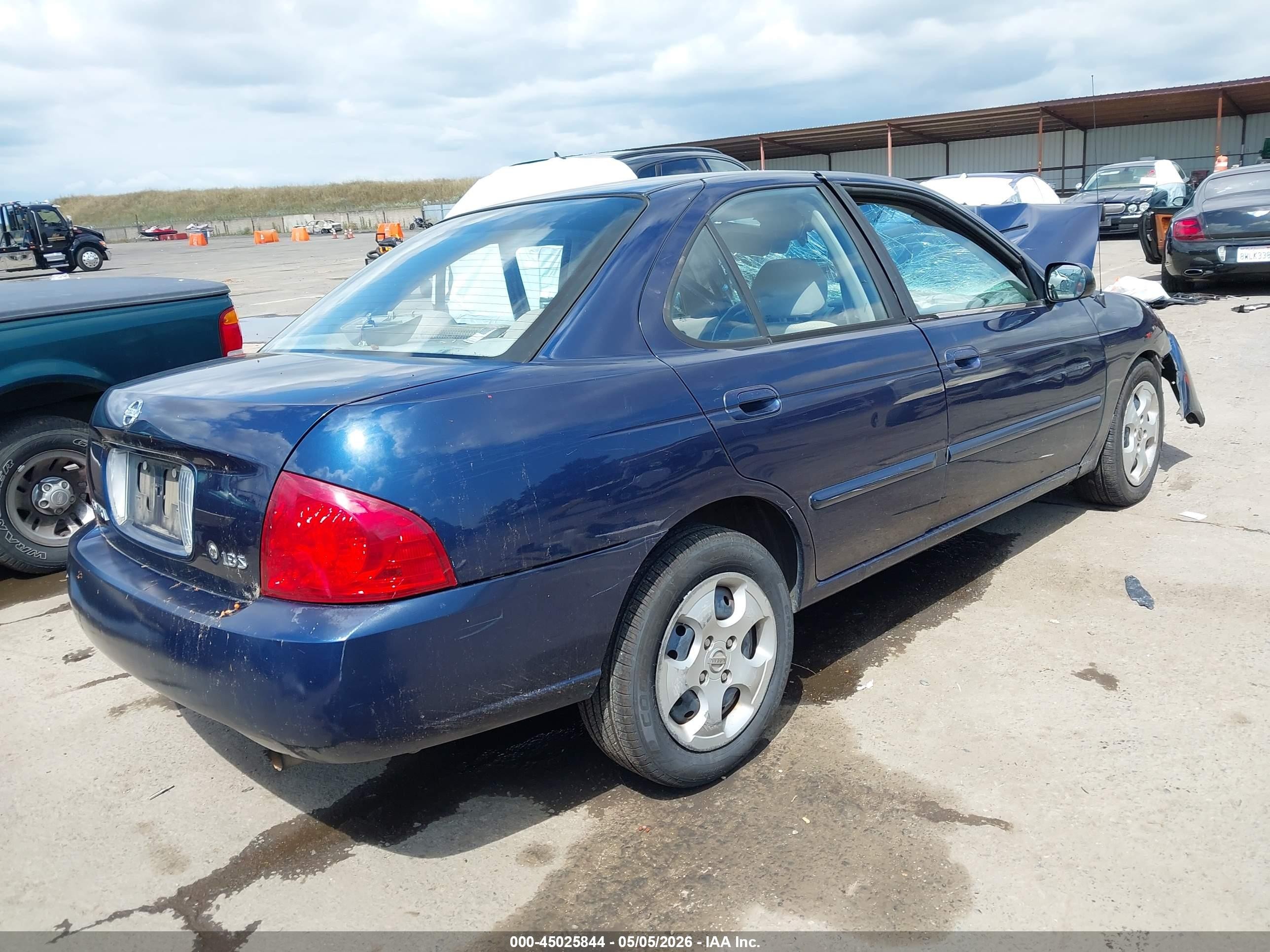 2006 Nissan Sentra 1.8s Синий vin: 3N1CB51D56L567924