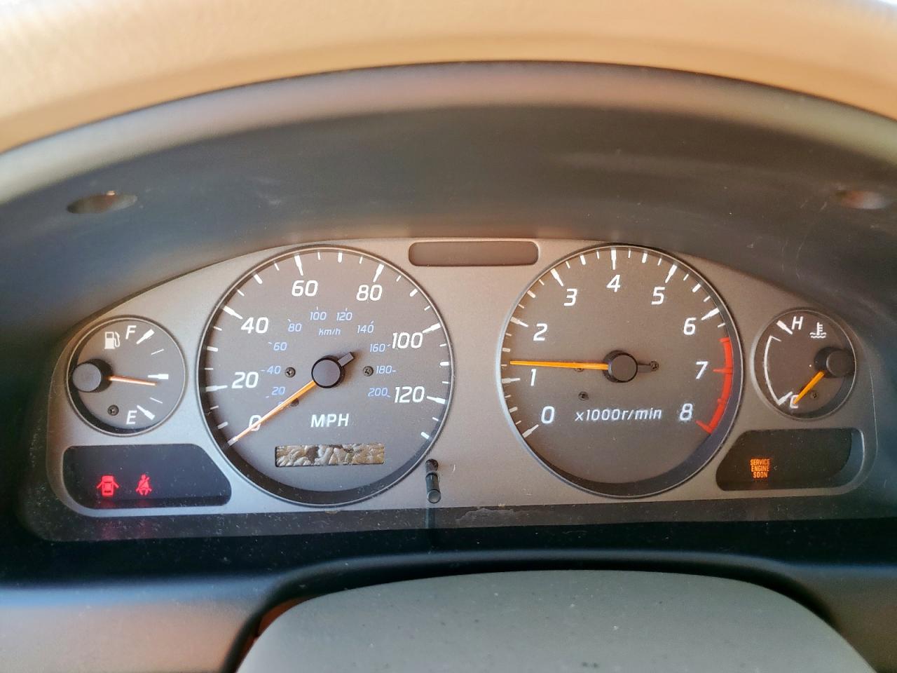 2000 Nissan Sentra Base Gold vin: 3N1CB51D5YL331082