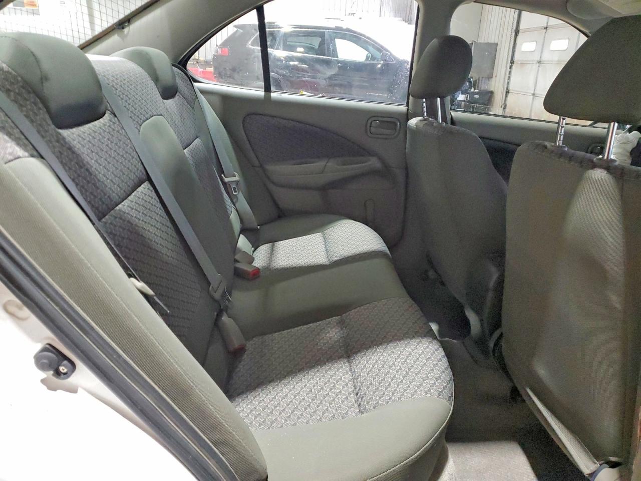 2002 Nissan Sentra Xe White vin: 3N1CB51D62L587478