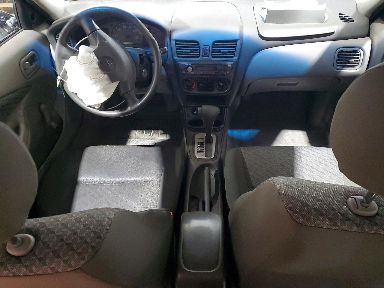 2002 Nissan Sentra Xe White vin: 3N1CB51D62L587478