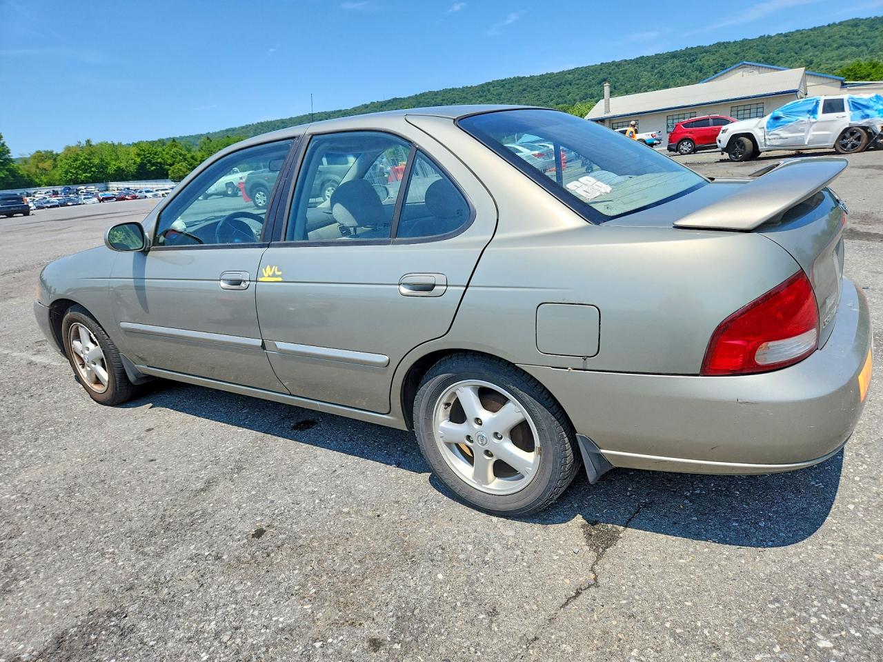 2002 Nissan Sentra Xe Tan vin: 3N1CB51D62L648747