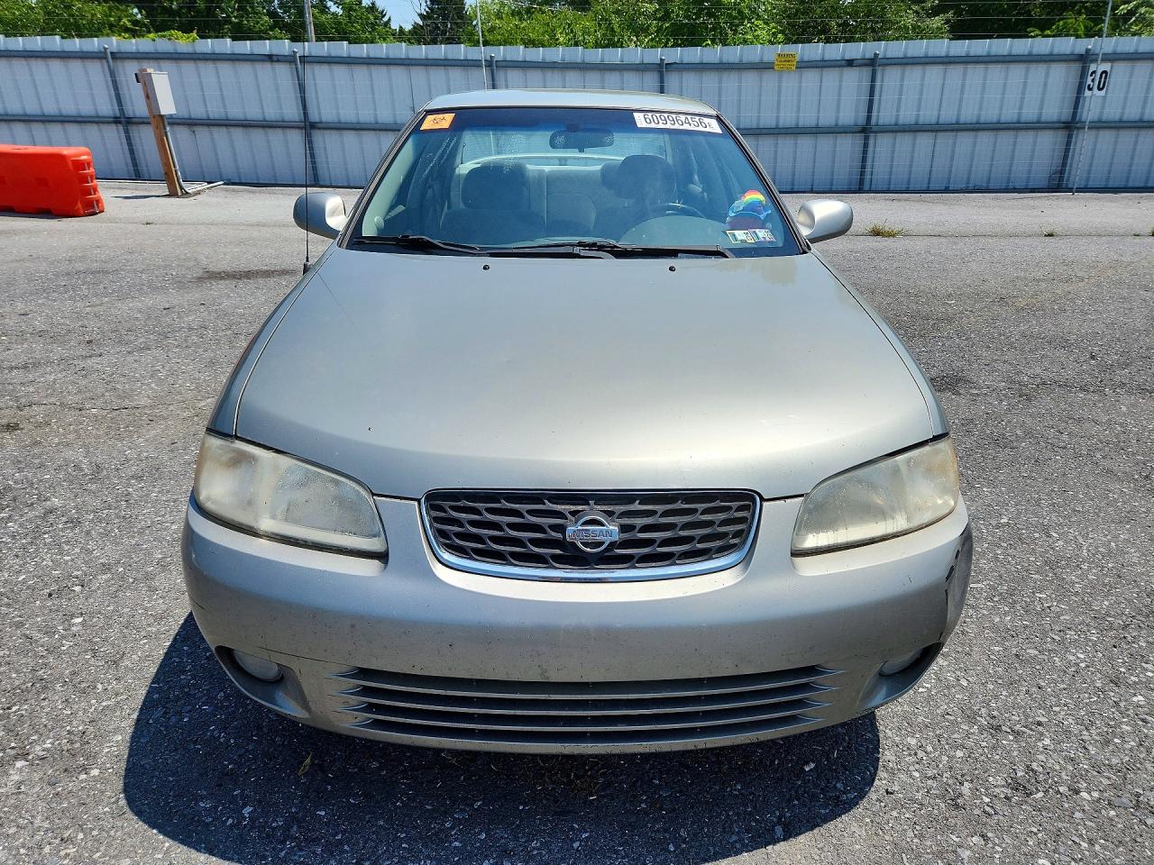 2002 Nissan Sentra Xe Tan vin: 3N1CB51D62L648747