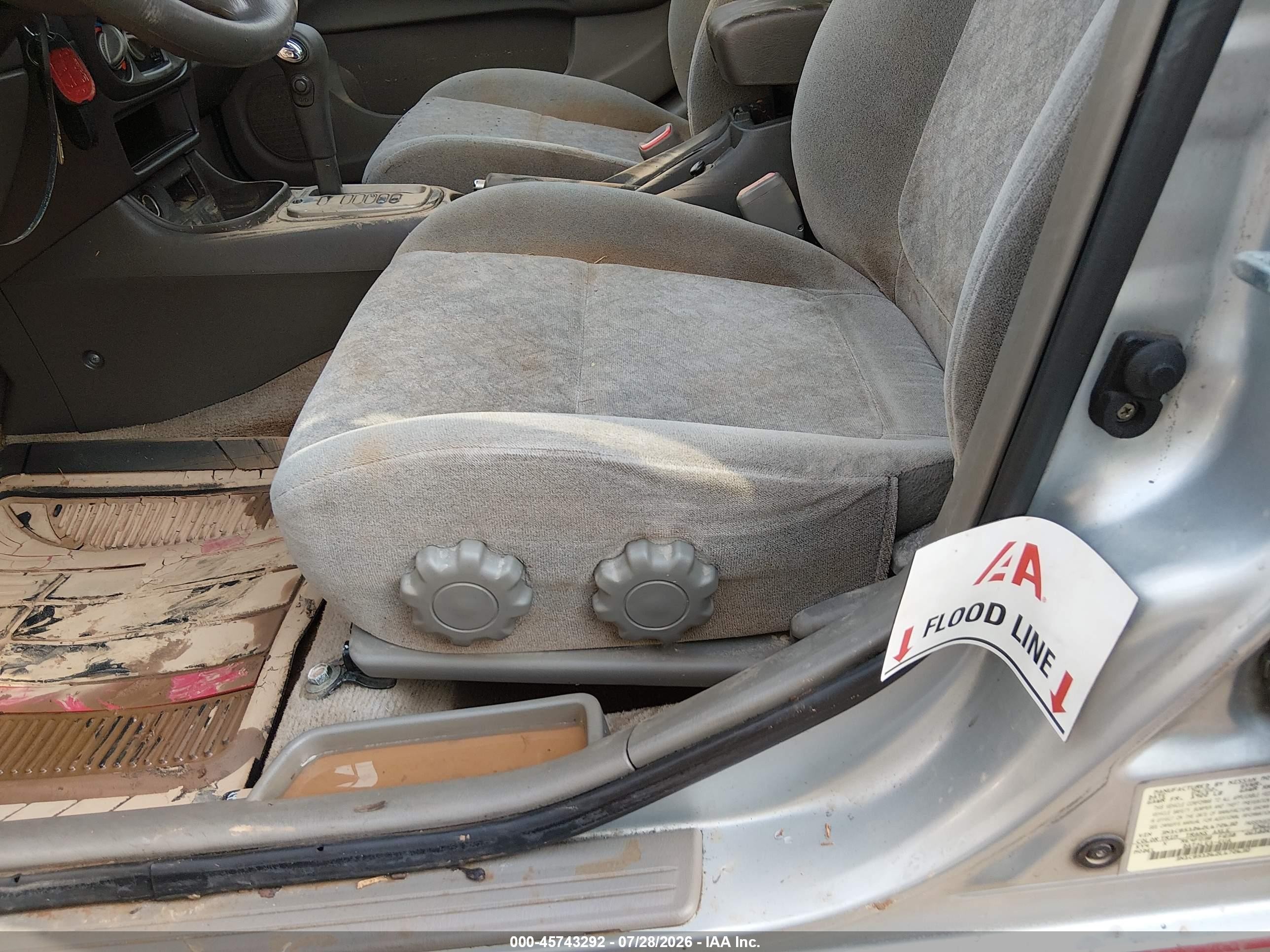 2002 Nissan Sentra Gxe Серебряный vin: 3N1CB51D62L672630