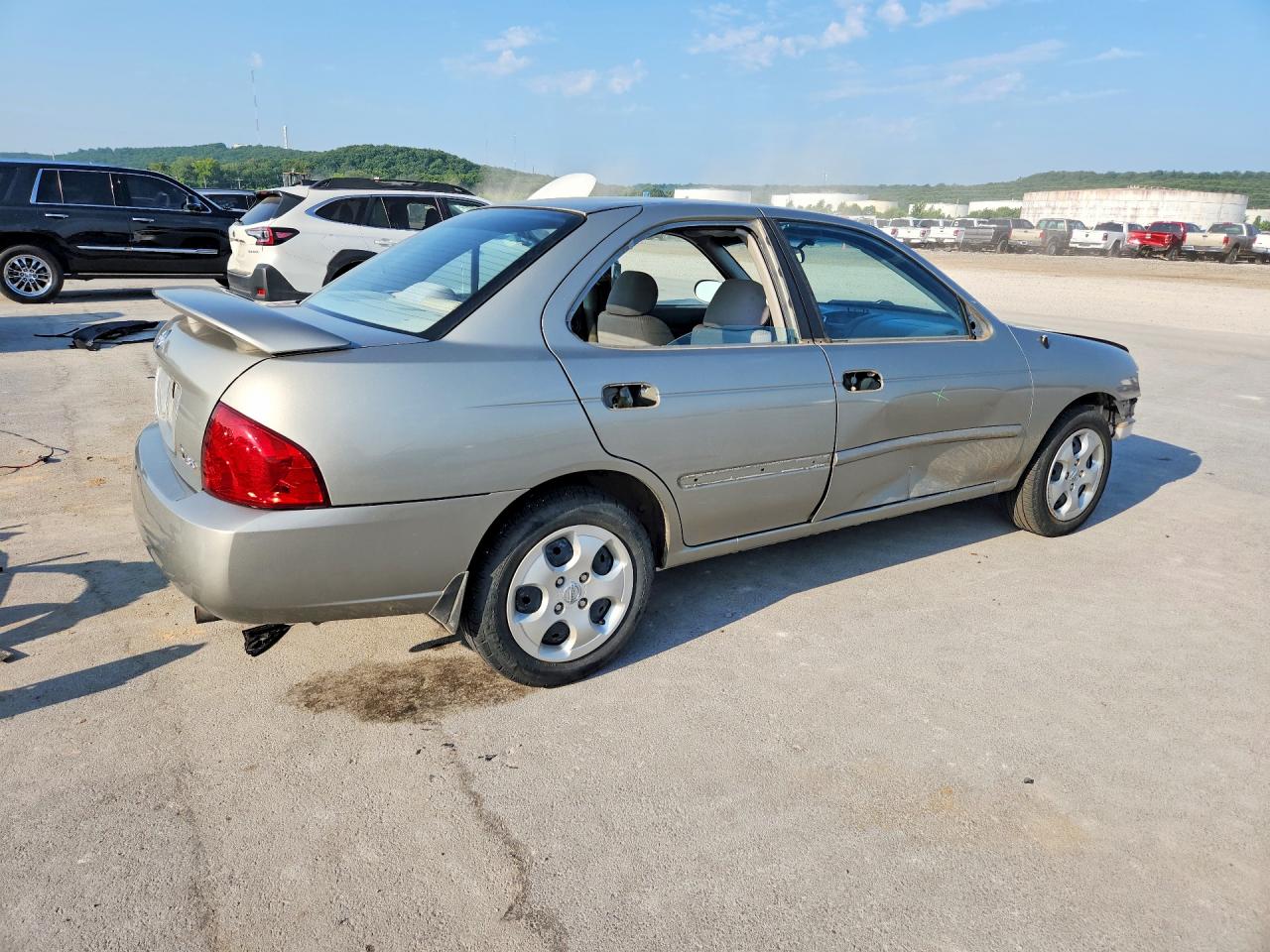 2005 Nissan Sentra 1.8 Beige vin: 3N1CB51D65L462677