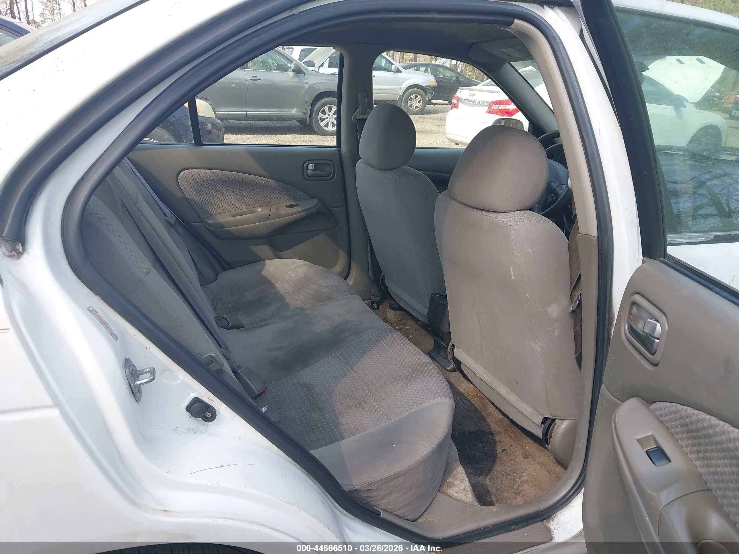 2005 Nissan Sentra 1.8s White vin: 3N1CB51D65L503244