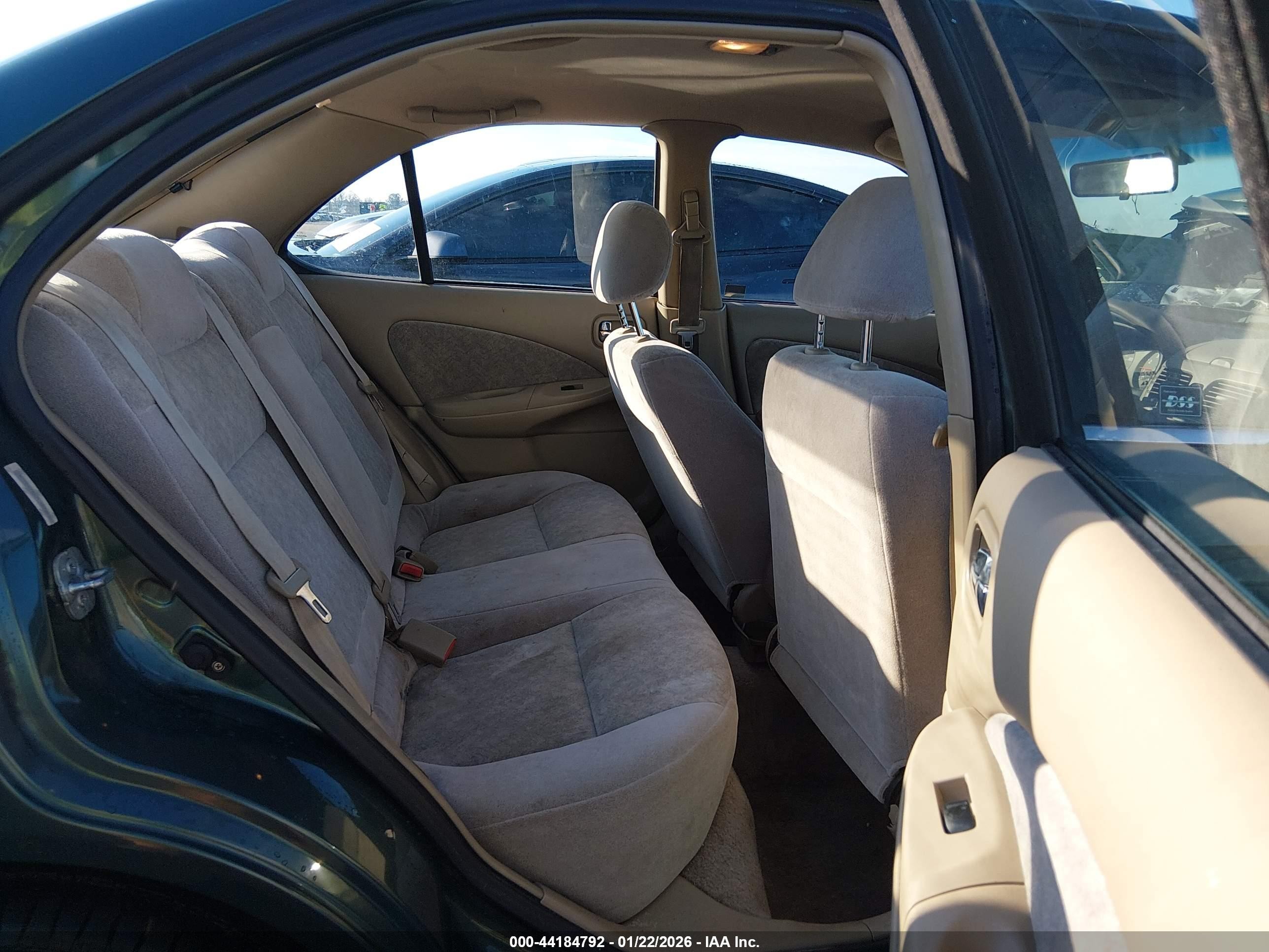 2000 Nissan Sentra Gxe/xe Green vin: 3N1CB51D6YL329079