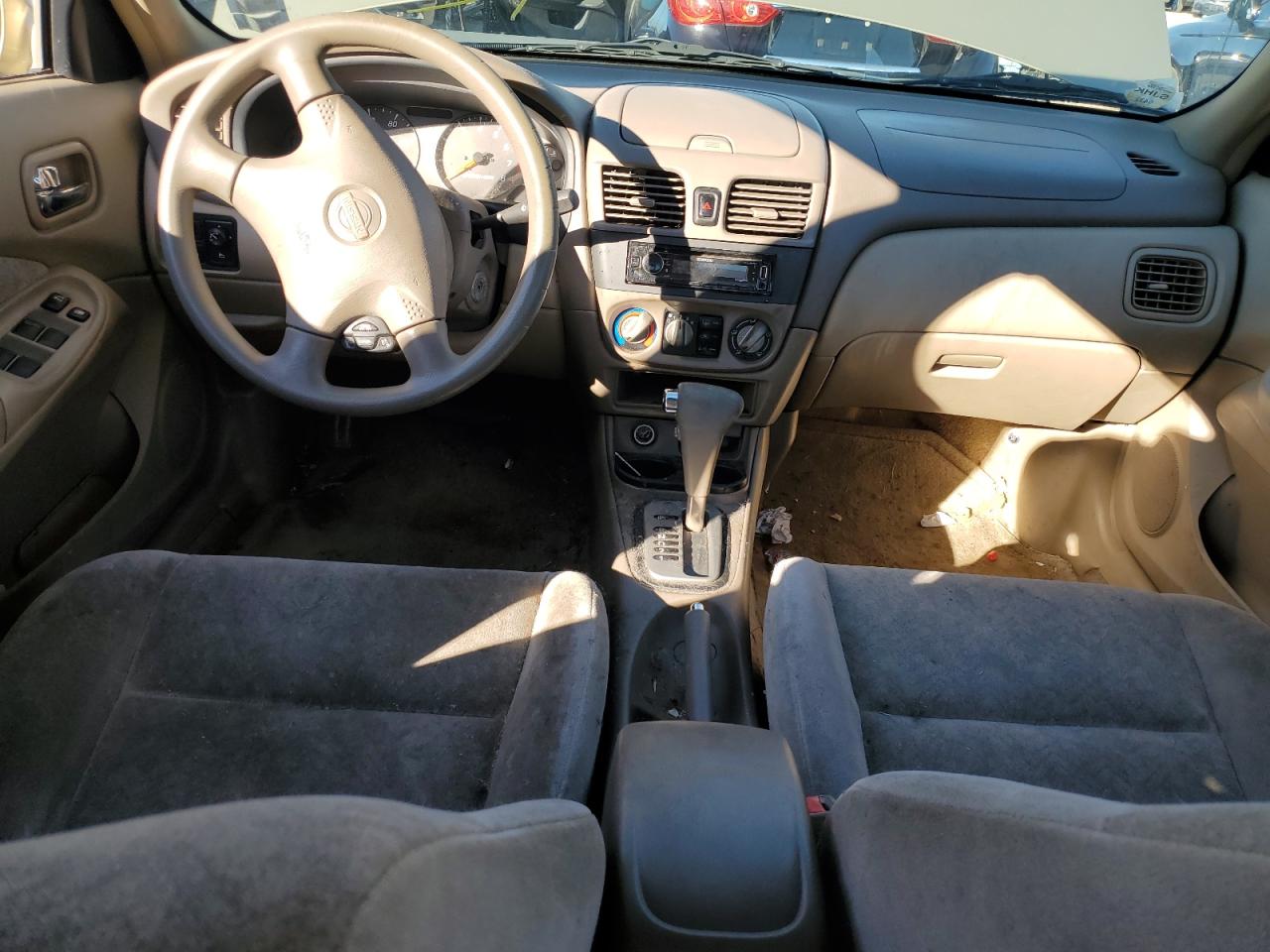 2000 Nissan Sentra Base Tan vin: 3N1CB51D6YL345881