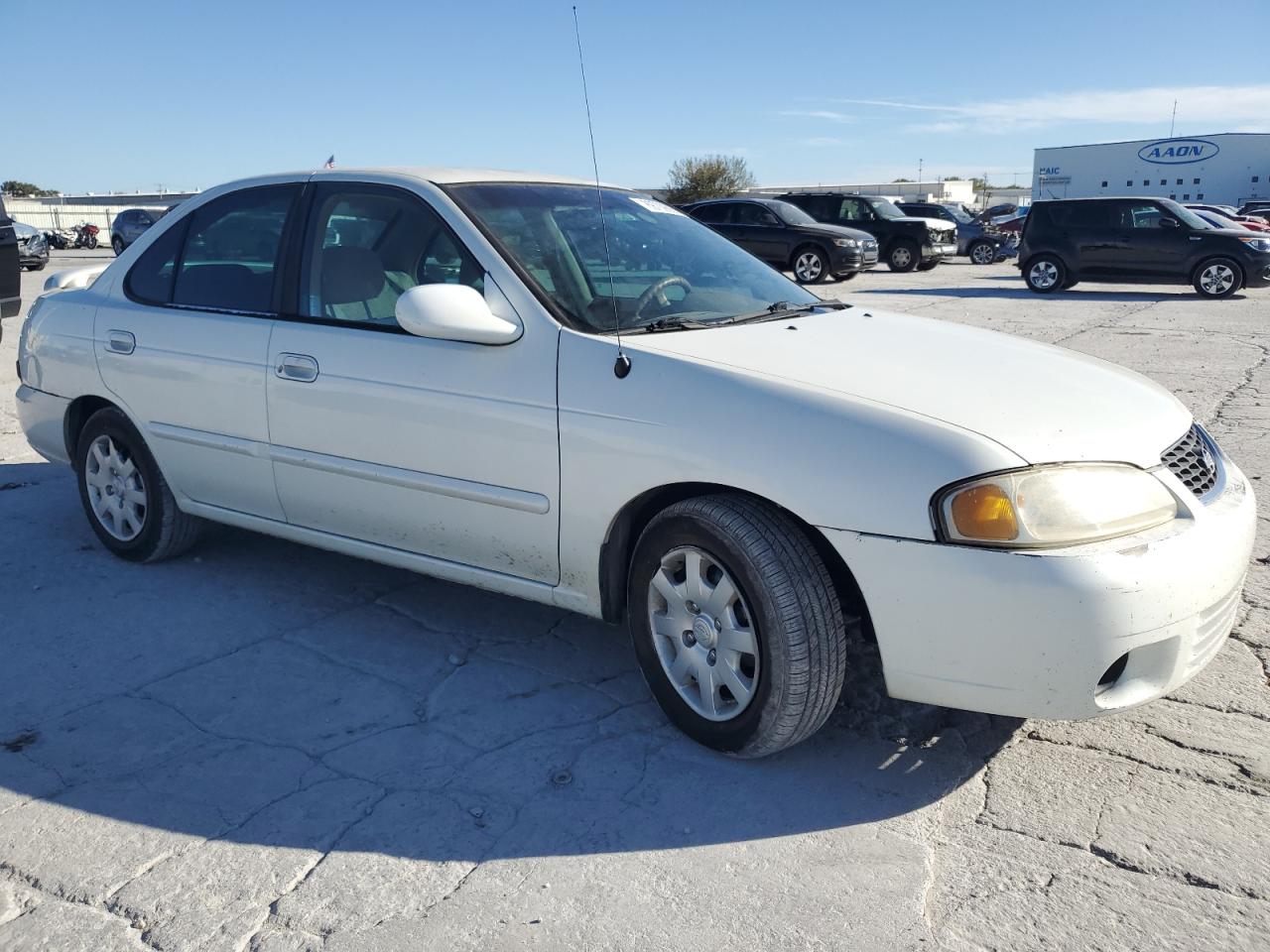 2000 Nissan Sentra Base White vin: 3N1CB51D6YL352670