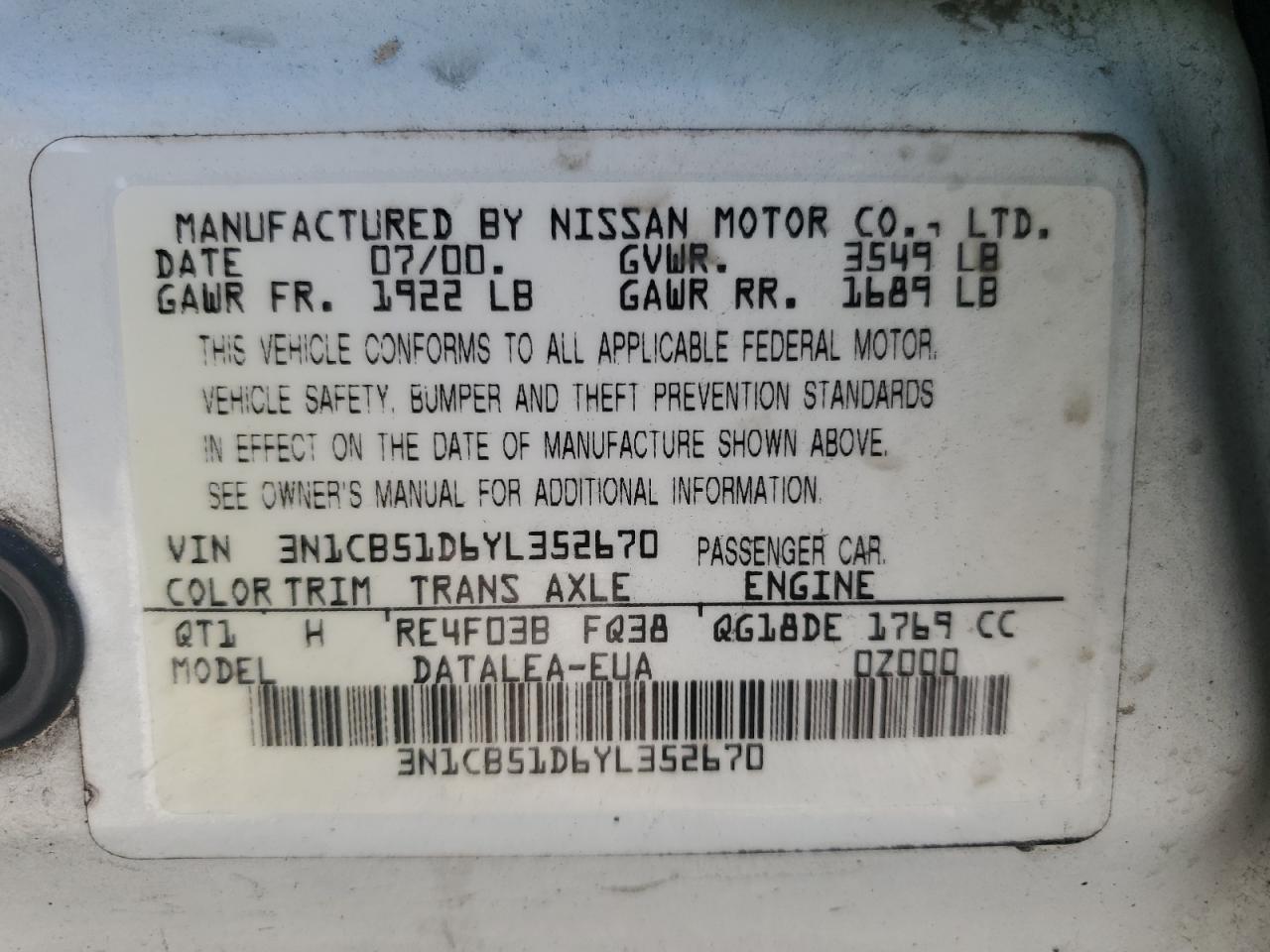 2000 Nissan Sentra Base White vin: 3N1CB51D6YL352670