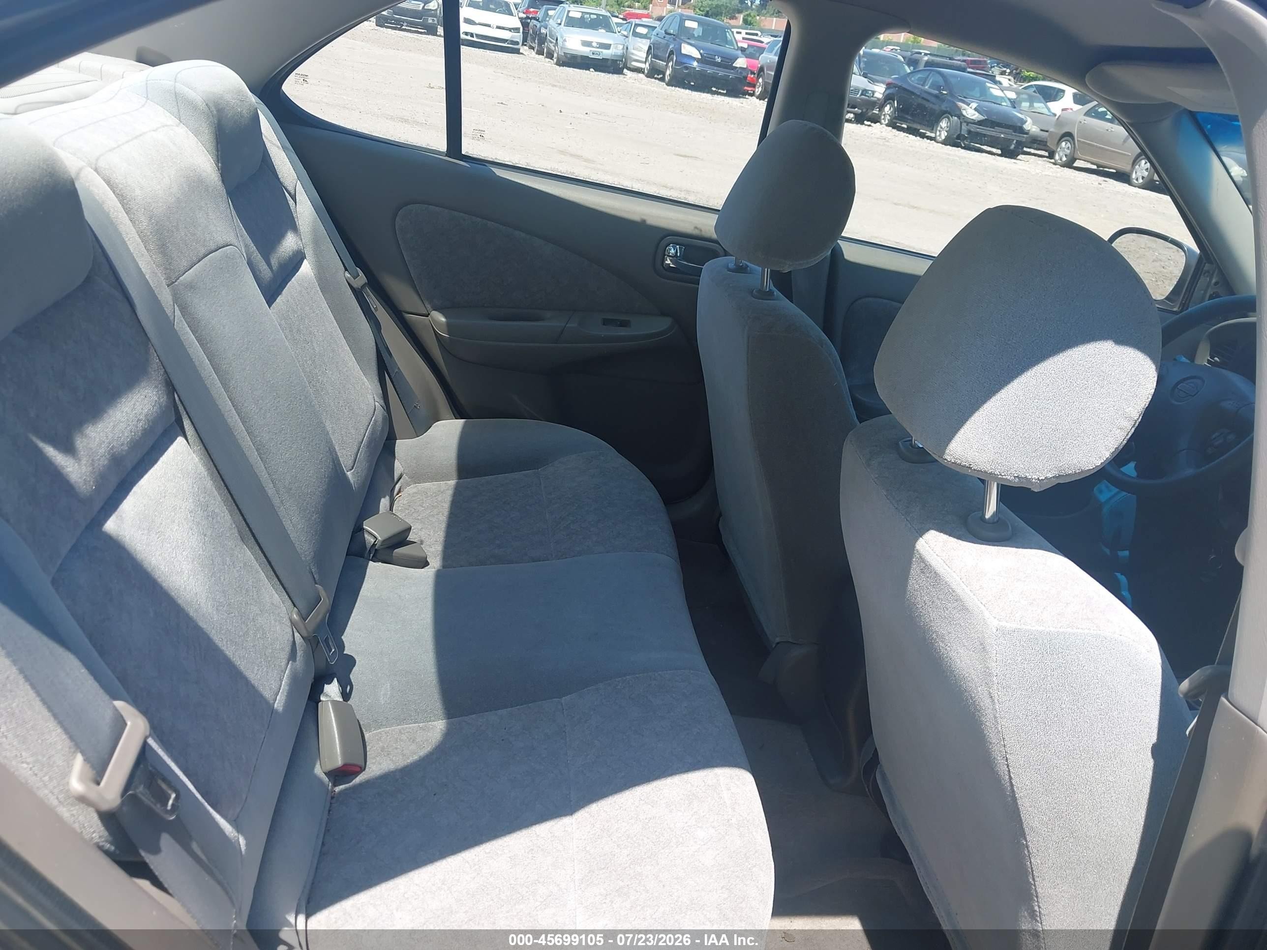 2002 Nissan Sentra Gxe Silver vin: 3N1CB51D72L623033