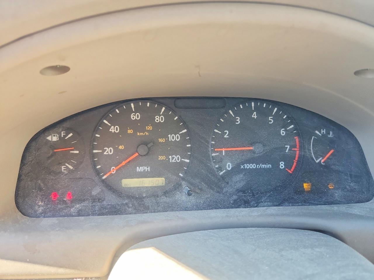2004 Nissan Sentra 1.8 Серебряный vin: 3N1CB51D74L891597