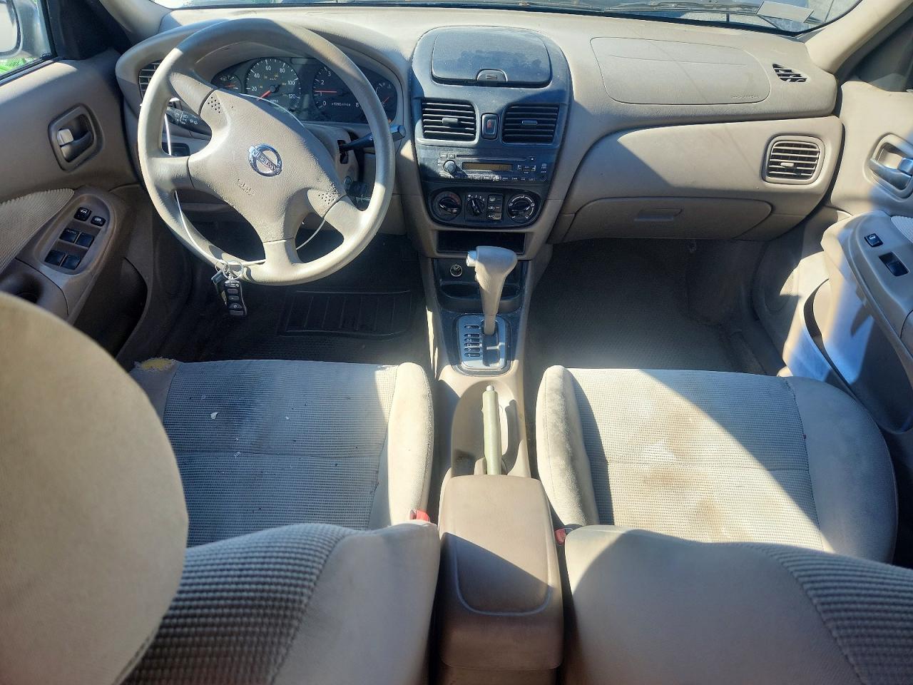 2004 Nissan Sentra 1.8 Серебряный vin: 3N1CB51D74L891597