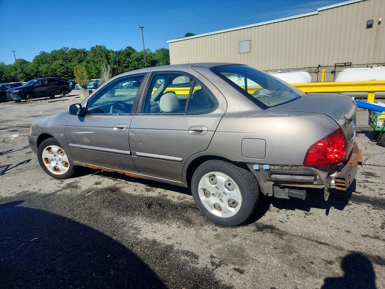 2004 Nissan Sentra 1.8 Серебряный vin: 3N1CB51D74L891597