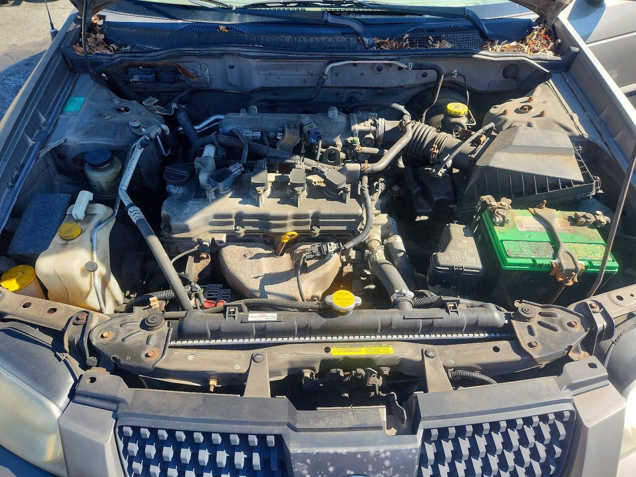 2004 Nissan Sentra 1.8 Серебряный vin: 3N1CB51D74L891597