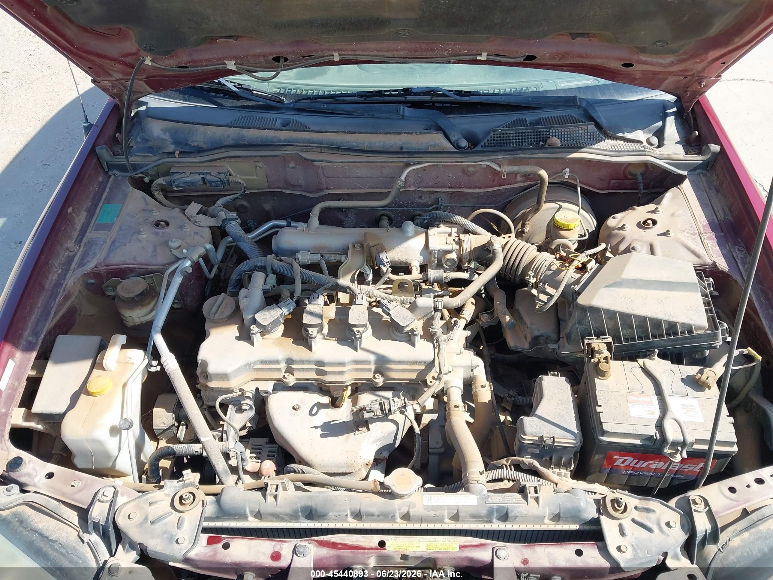 2005 Nissan Sentra 1.8s Red vin: 3N1CB51D75L473199