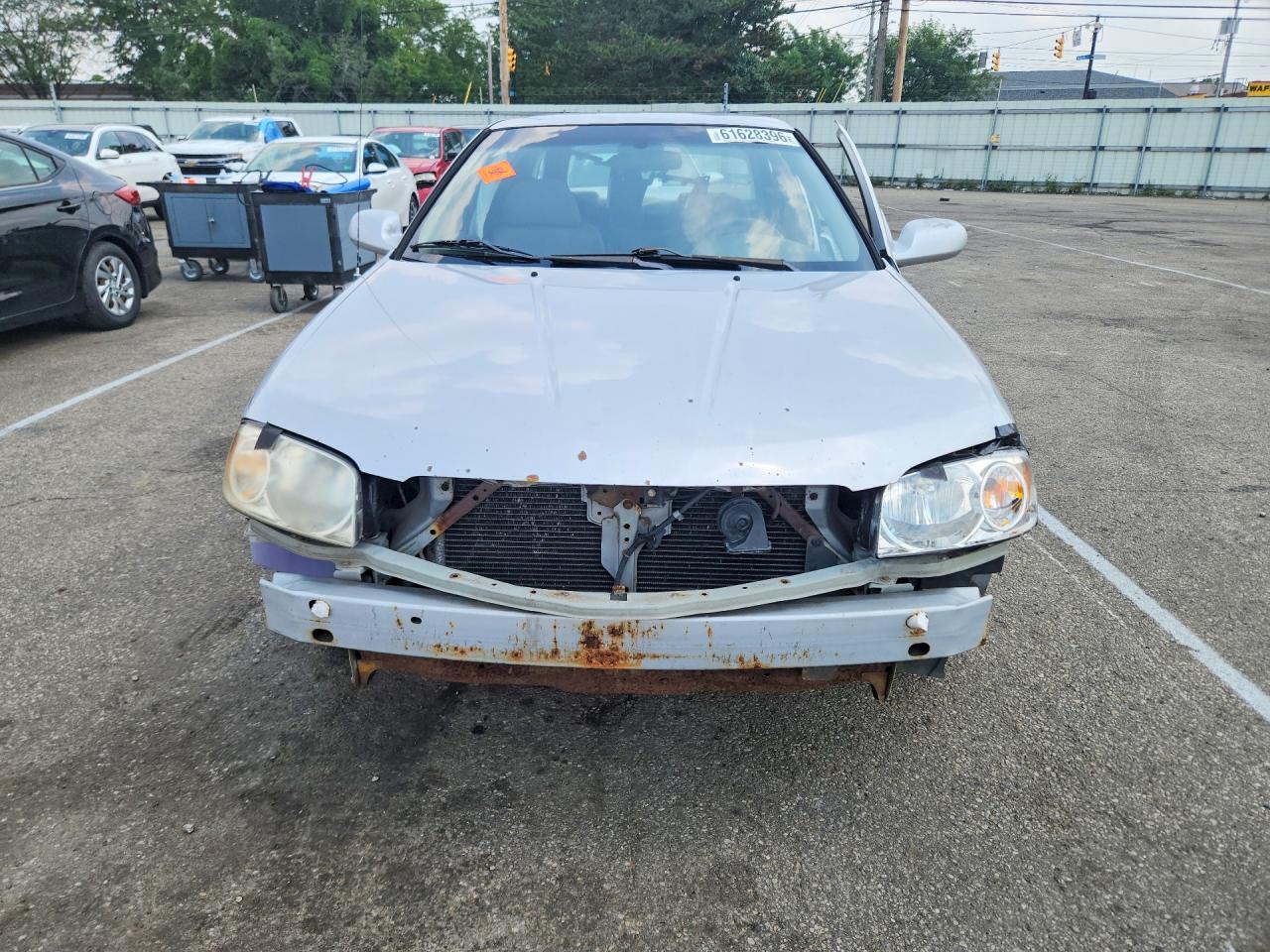 2005 Nissan Sentra 1.8 Silver vin: 3N1CB51D75L533143