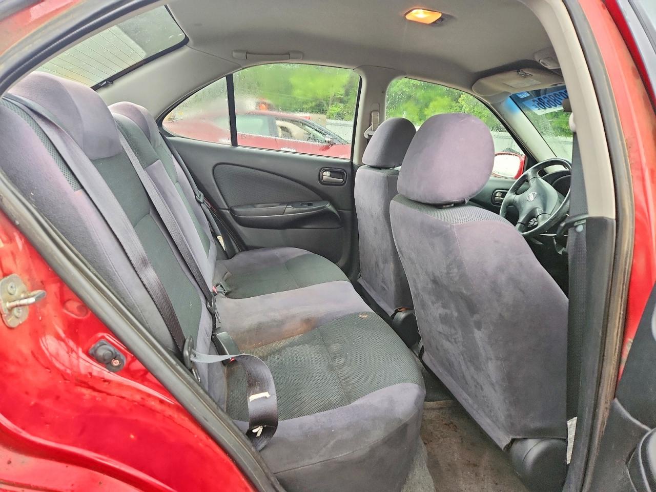 2006 Nissan Sentra 1.8 Red vin: 3N1CB51D76L542104