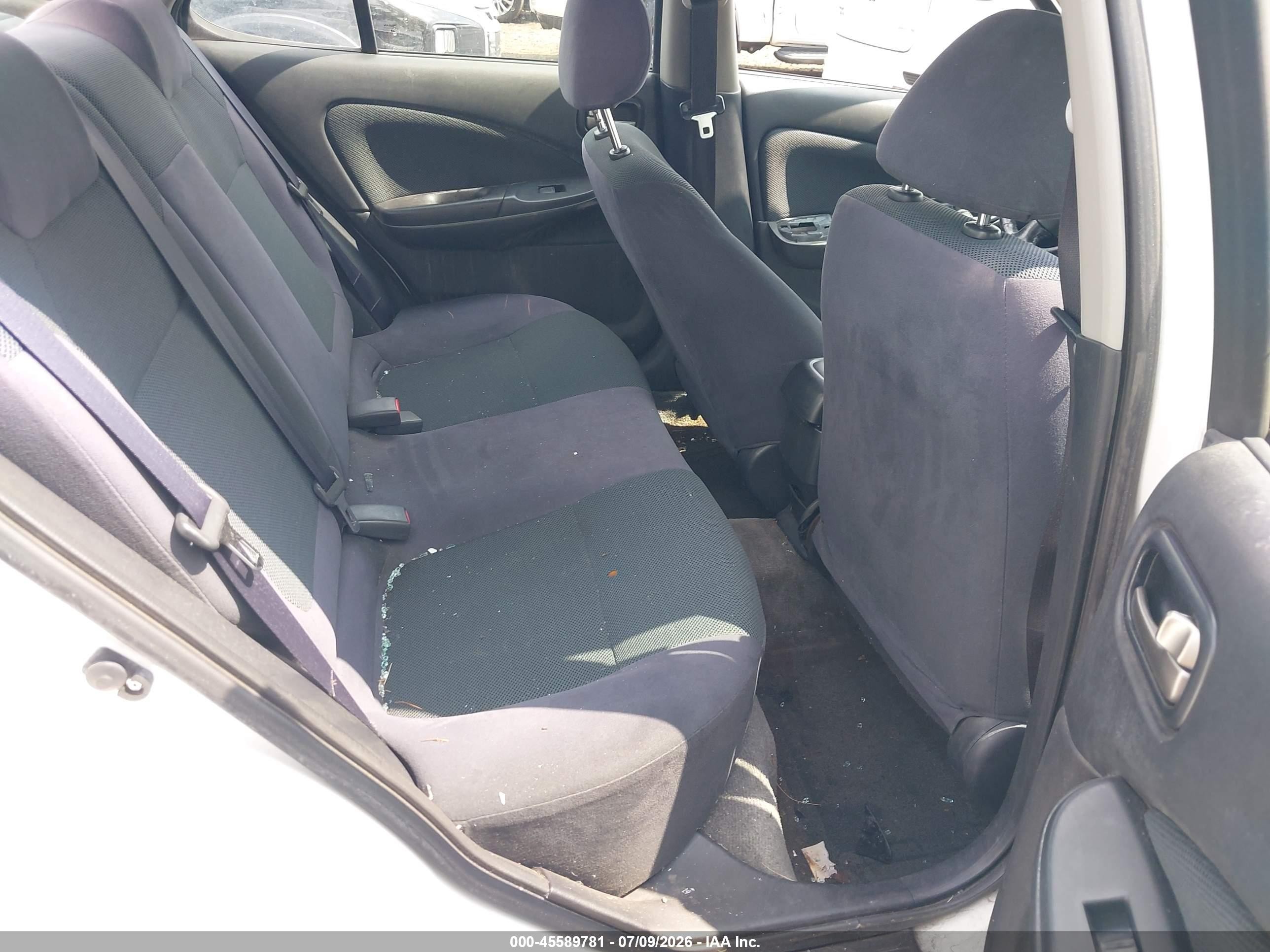 2005 Nissan Sentra 1.8s White vin: 3N1CB51D85L469629
