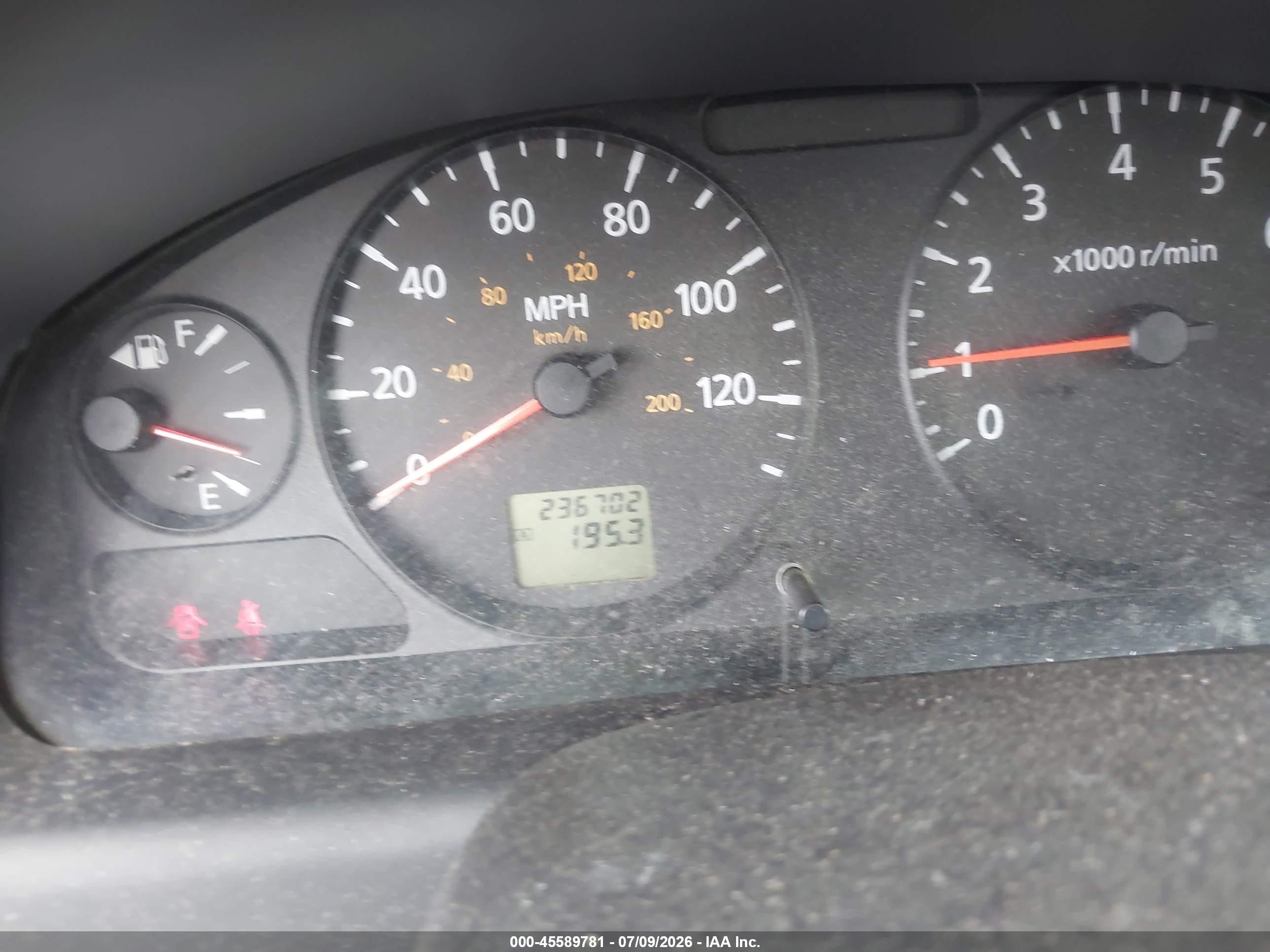 2005 Nissan Sentra 1.8s White vin: 3N1CB51D85L469629