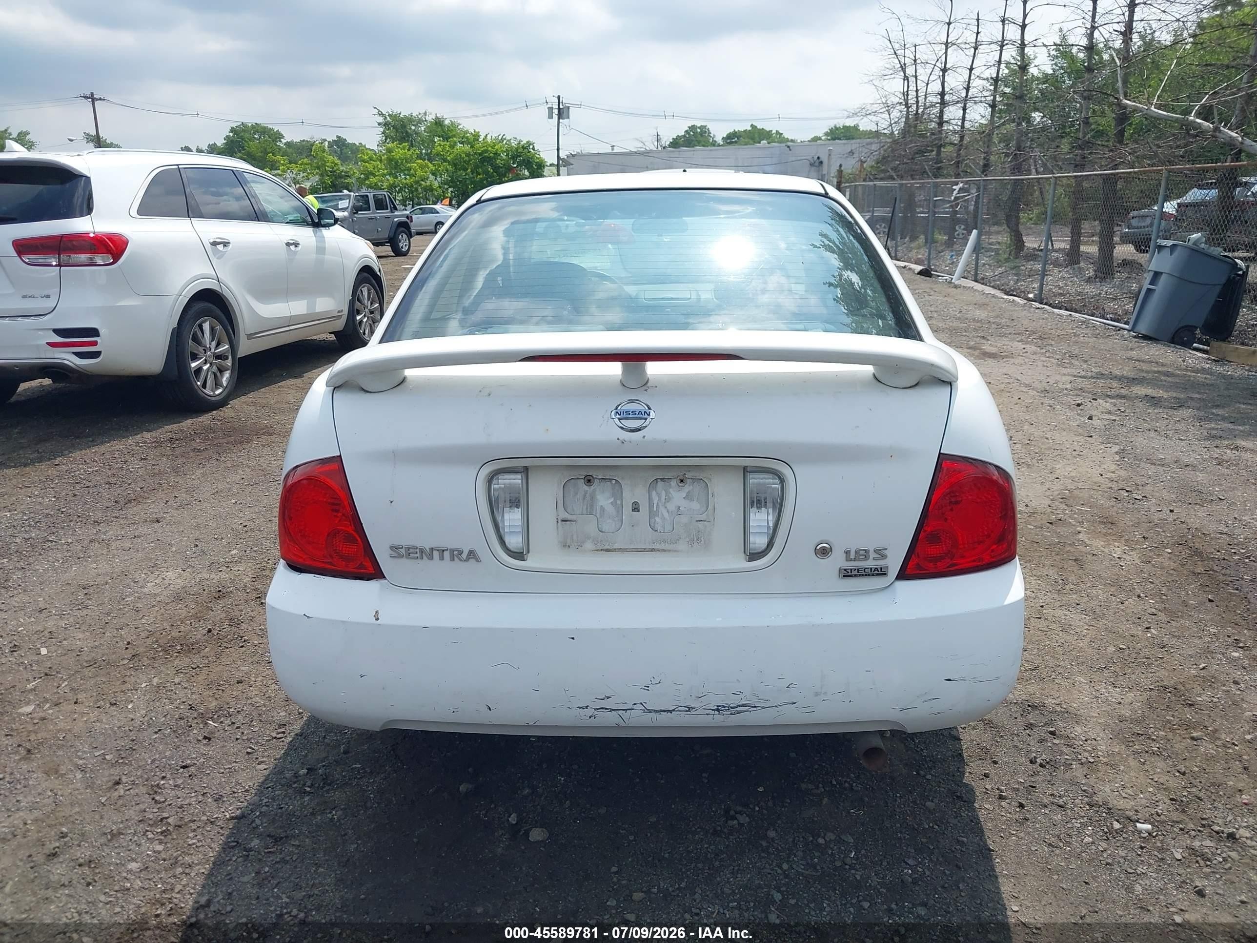 2005 Nissan Sentra 1.8s White vin: 3N1CB51D85L469629