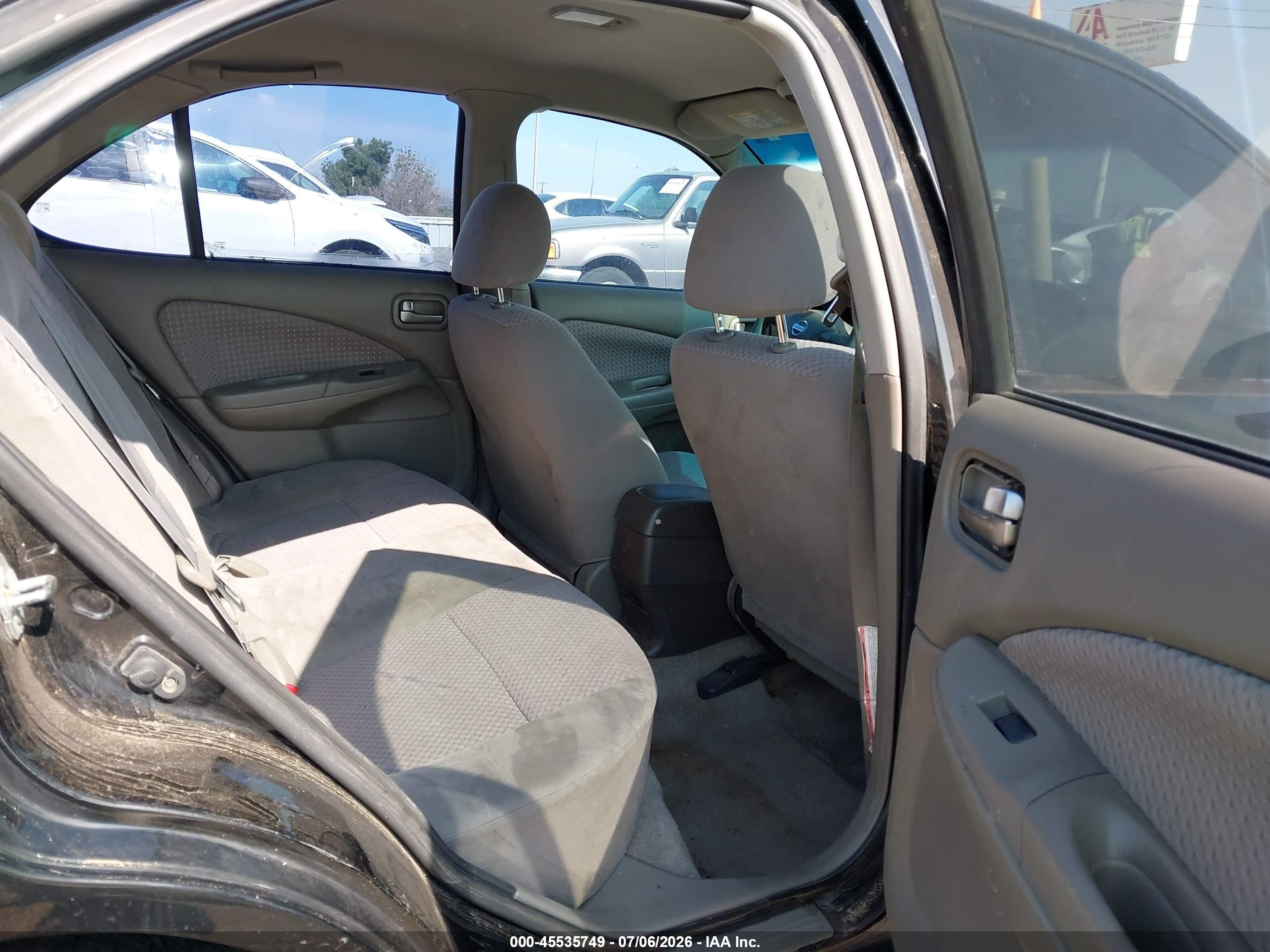 2005 Nissan Sentra 1.8s Черный vin: 3N1CB51D85L496894