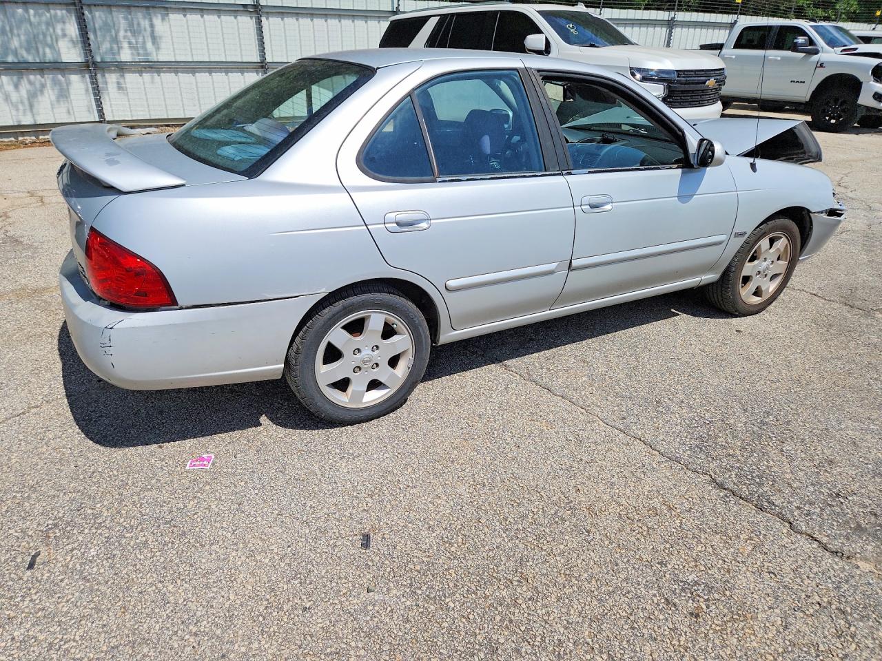 2005 Nissan Sentra 1.8 Silver vin: 3N1CB51D85L562537