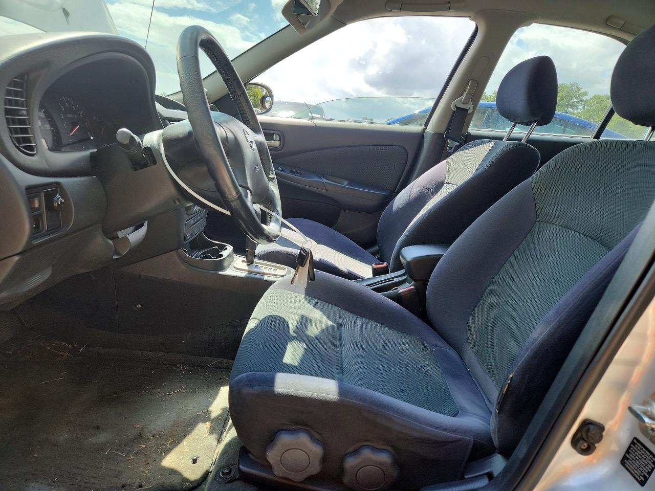 2005 Nissan Sentra 1.8 Silver vin: 3N1CB51D85L562537