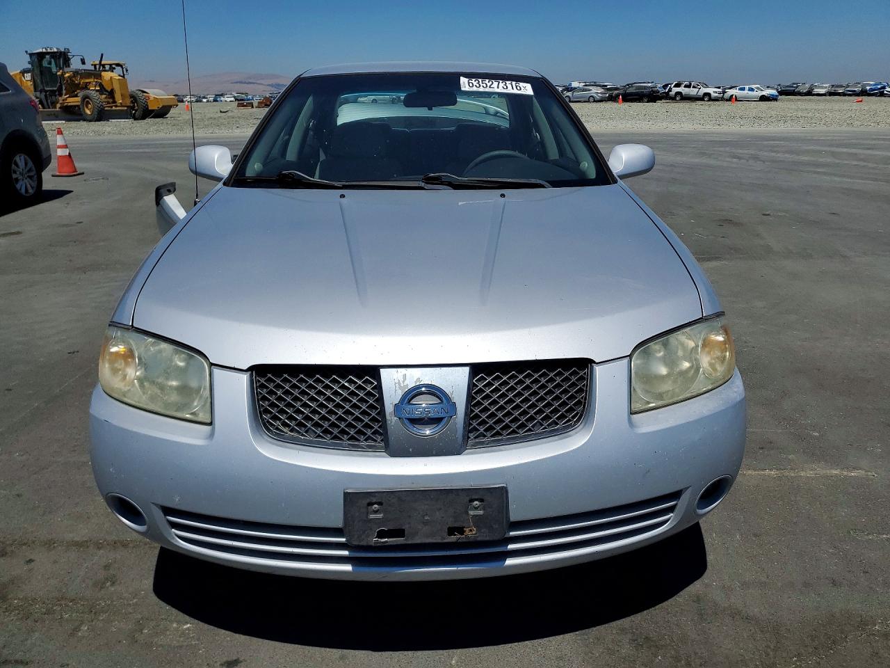 2006 Nissan Sentra 1.8 Серебряный vin: 3N1CB51D86L499733