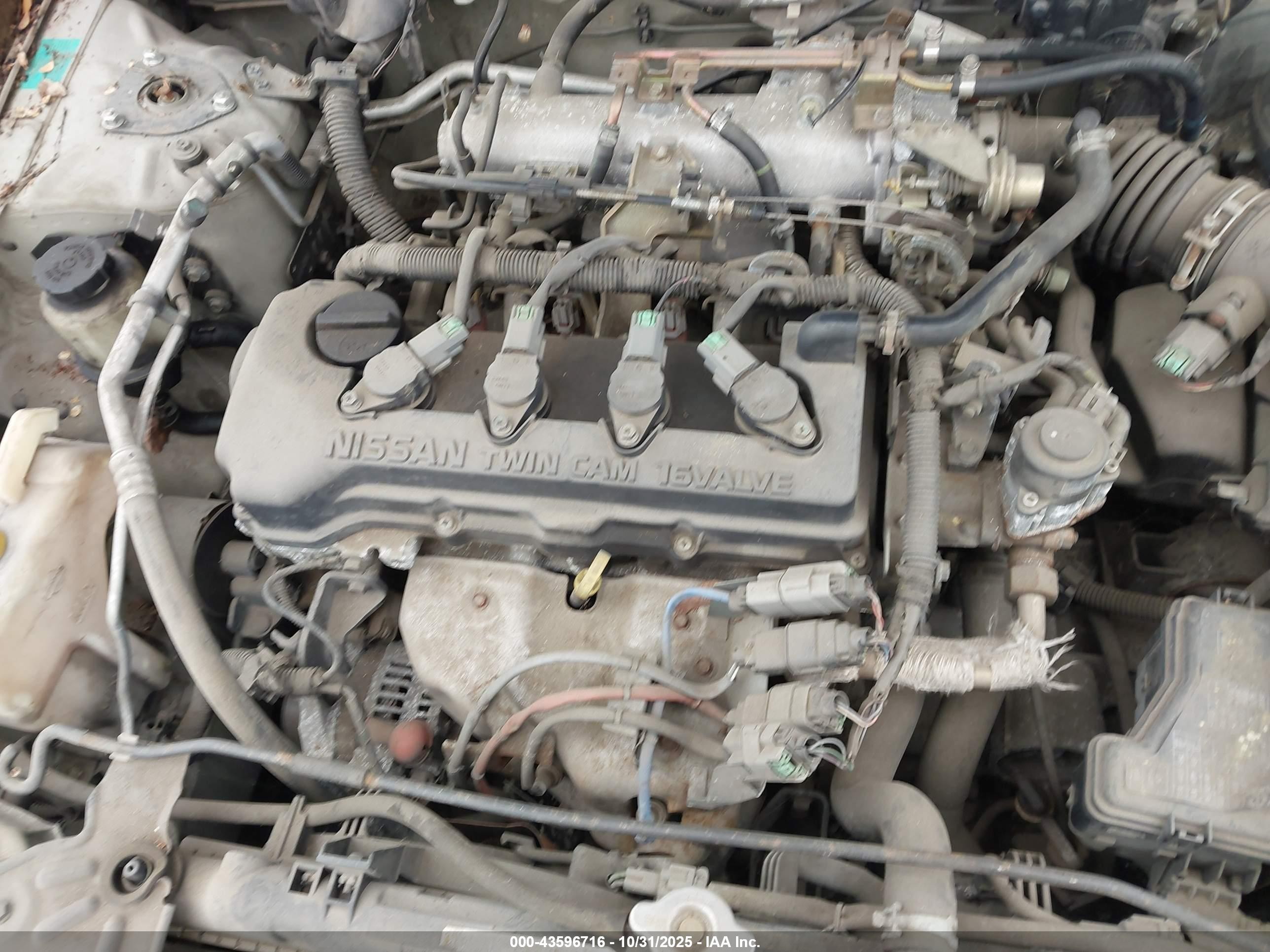 2000 Nissan Sentra Gxe/xe Gold vin: 3N1CB51D8YL321629