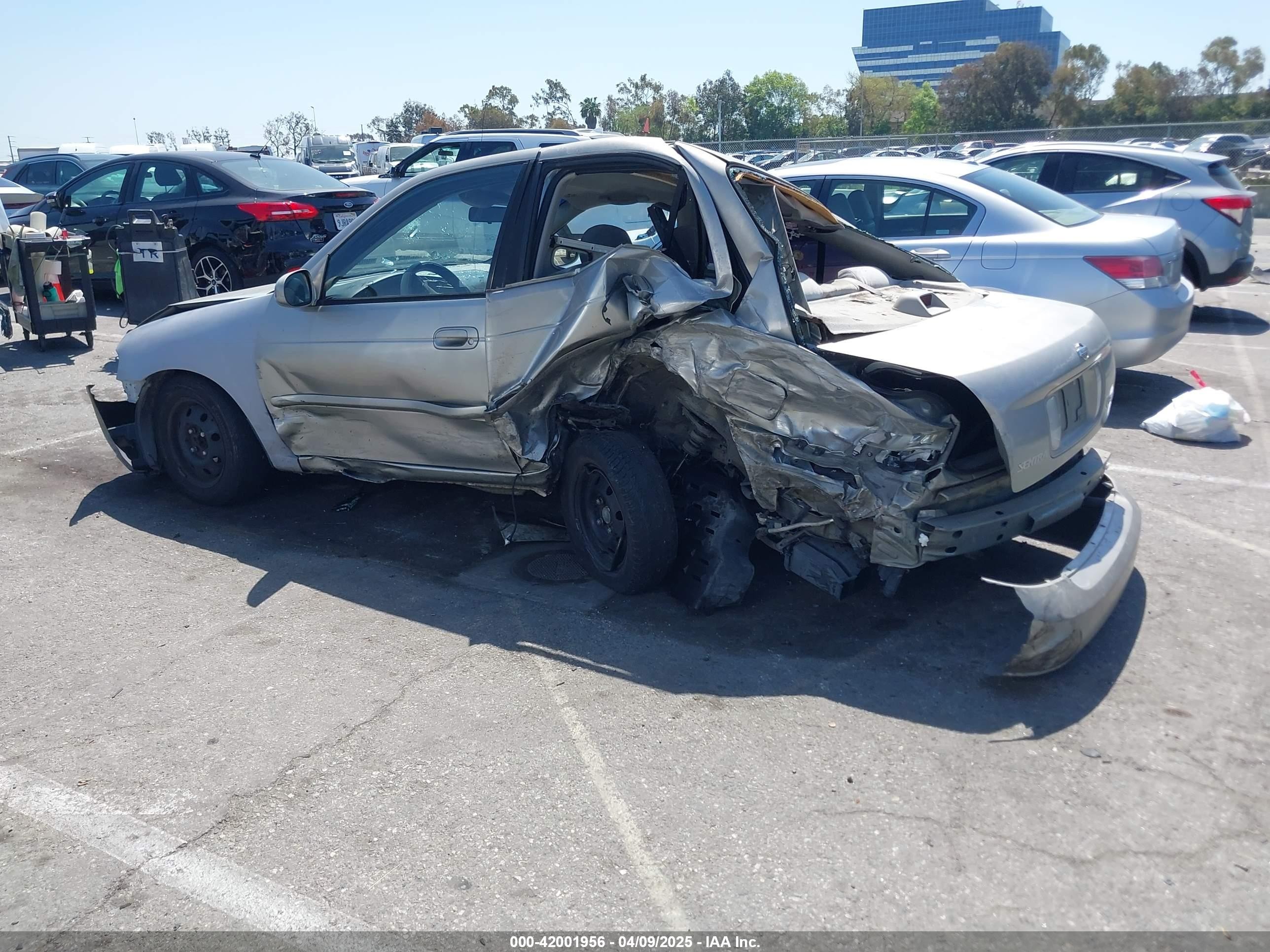 2000 Nissan Sentra Gxe/xe Silver vin: 3N1CB51D8YL353447