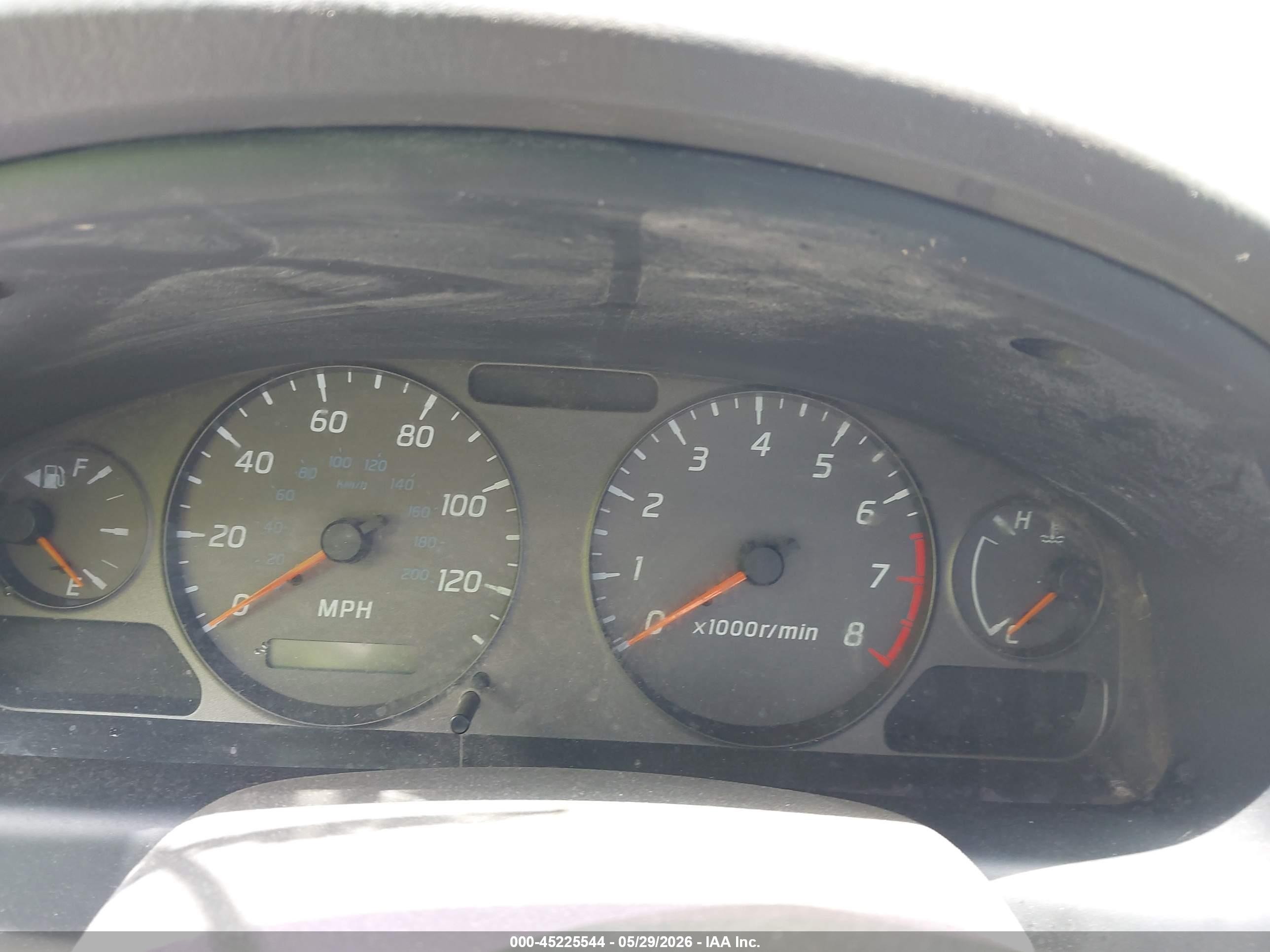 2003 Nissan Sentra Xe Белый vin: 3N1CB51D93L791807