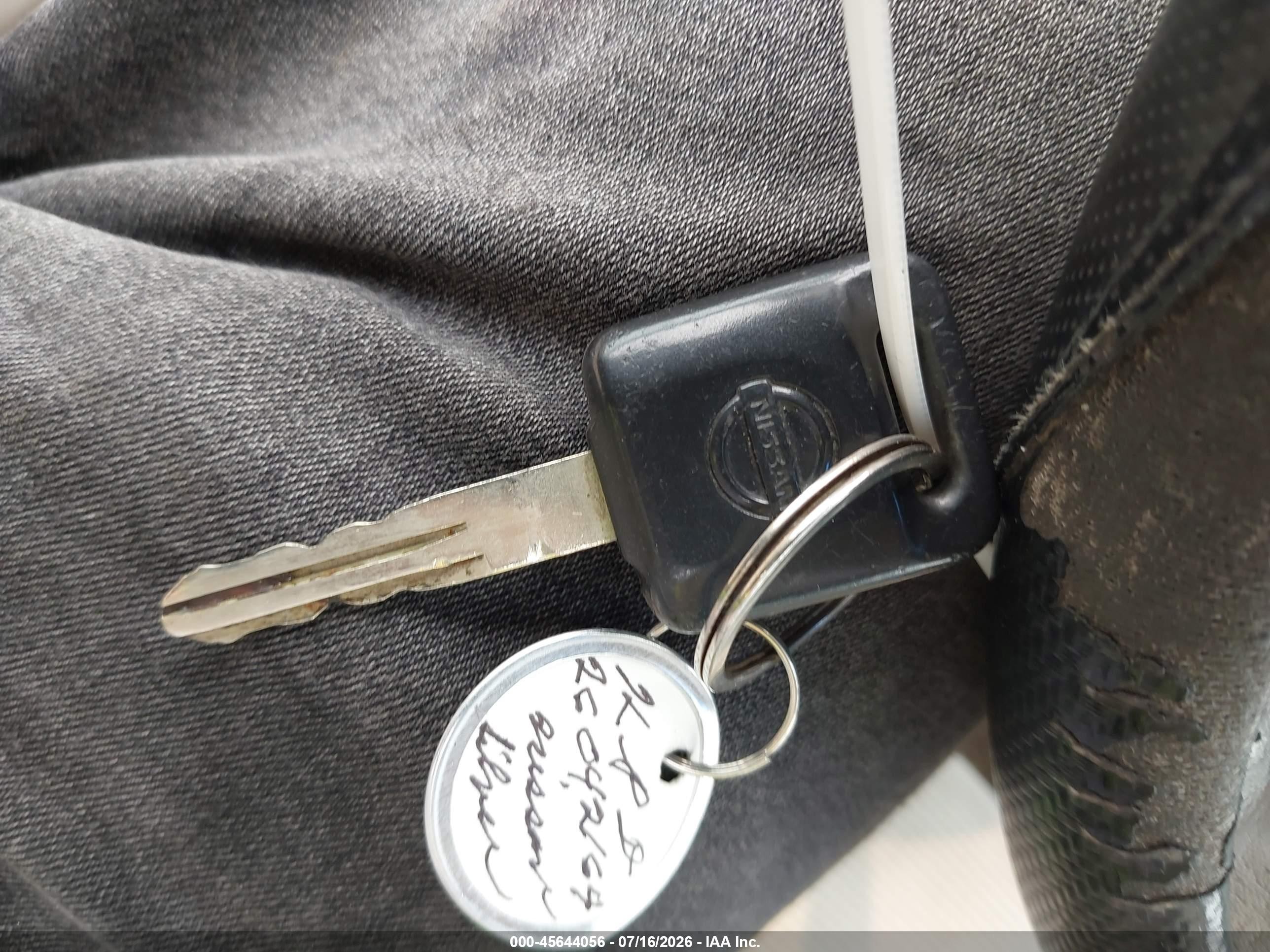 2004 Nissan Sentra 1.8s Silver vin: 3N1CB51D94L843759