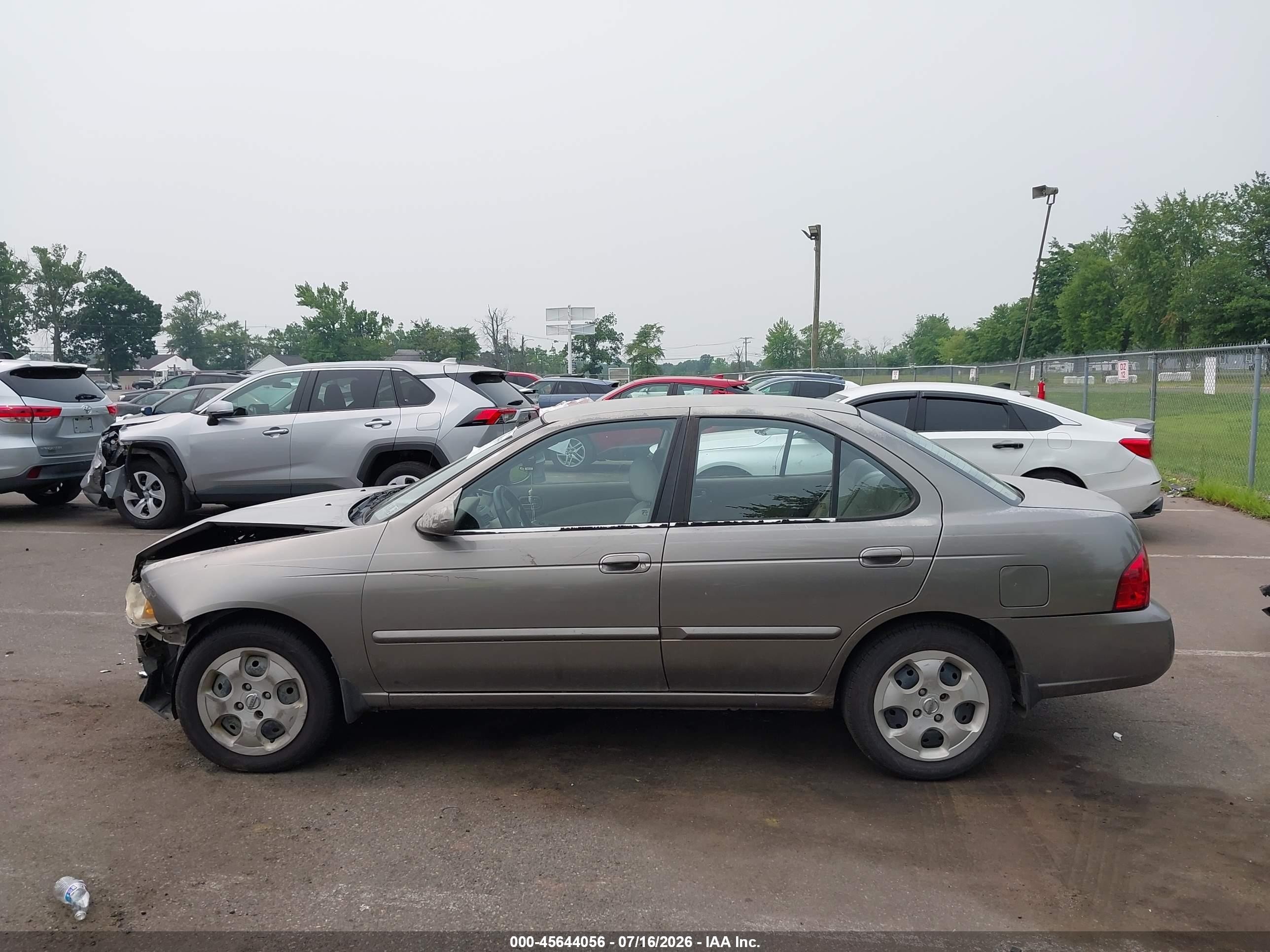 2004 Nissan Sentra 1.8s Silver vin: 3N1CB51D94L843759