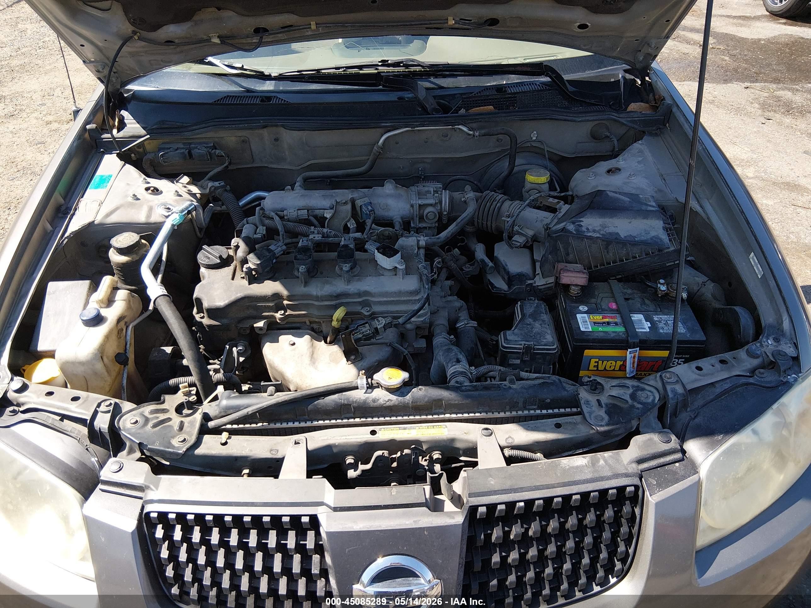 2005 Nissan Sentra 1.8s Коричневый vin: 3N1CB51D95L468456