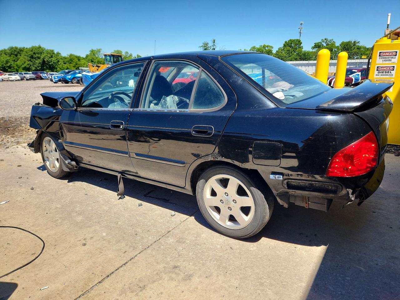 2005 Nissan Sentra 1.8 Black vin: 3N1CB51D95L570629
