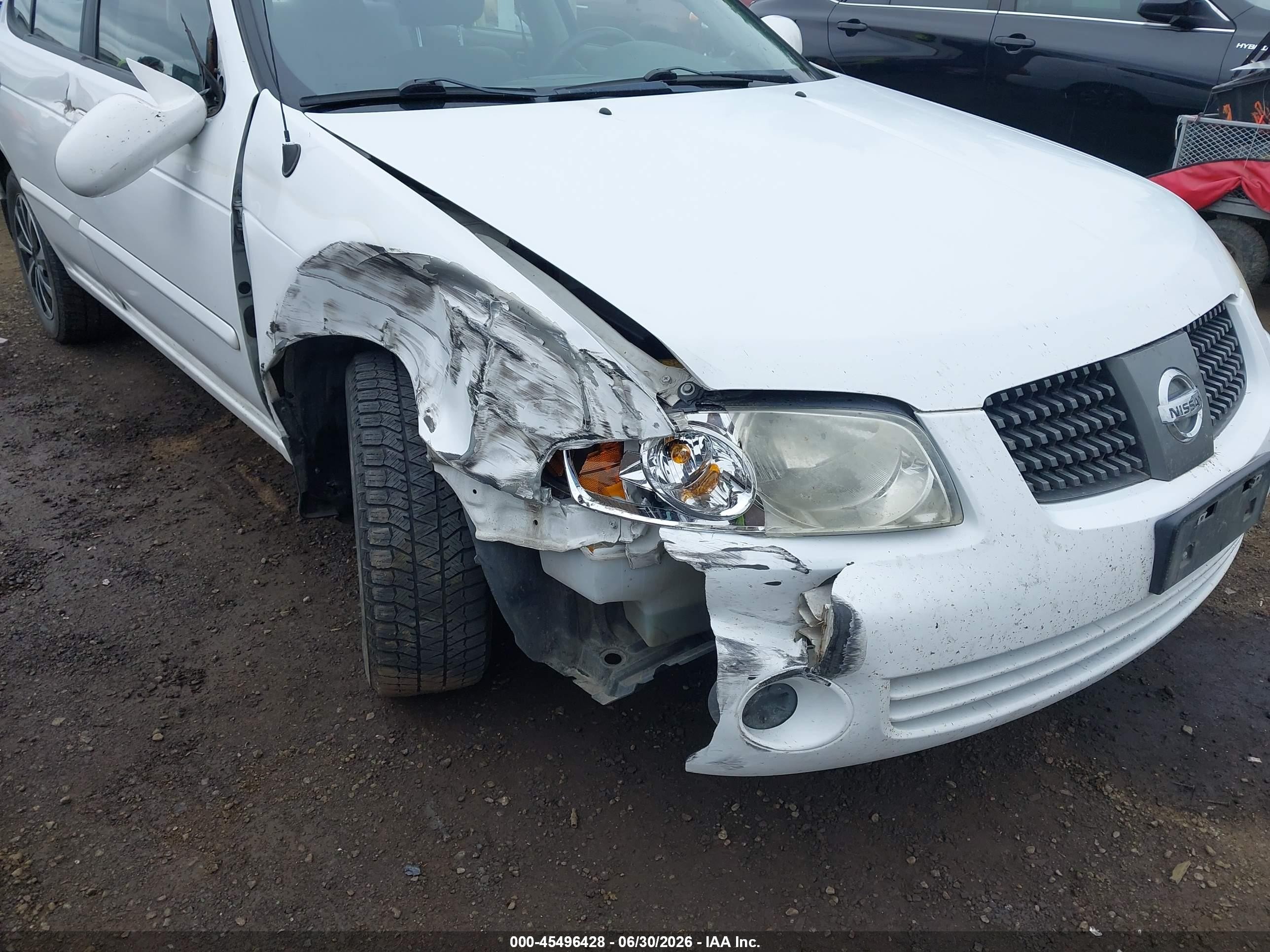 2005 Nissan Sentra 1.8s White vin: 3N1CB51D95L570727