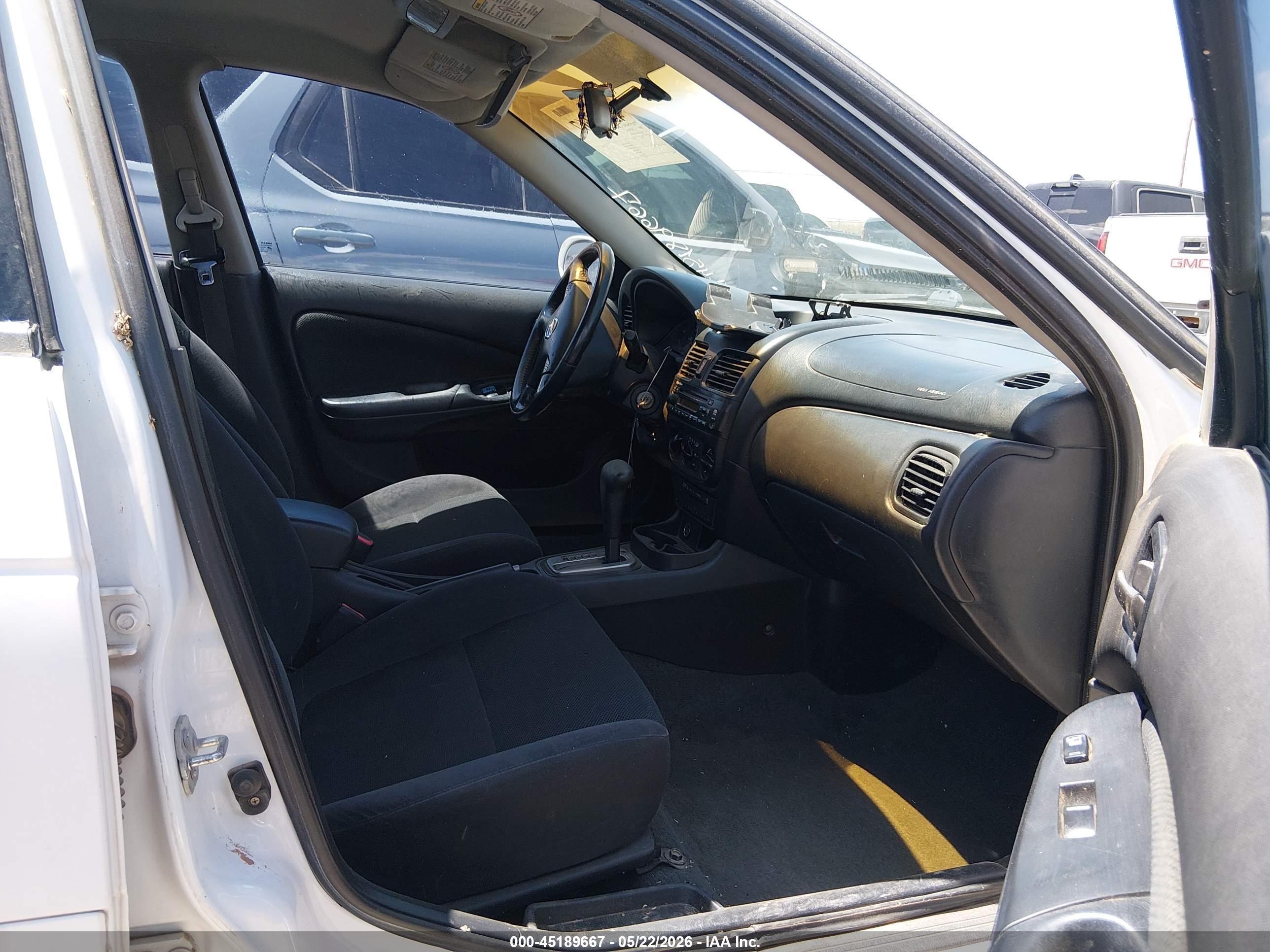 2006 Nissan Sentra 1.8s Белый vin: 3N1CB51D96L499501
